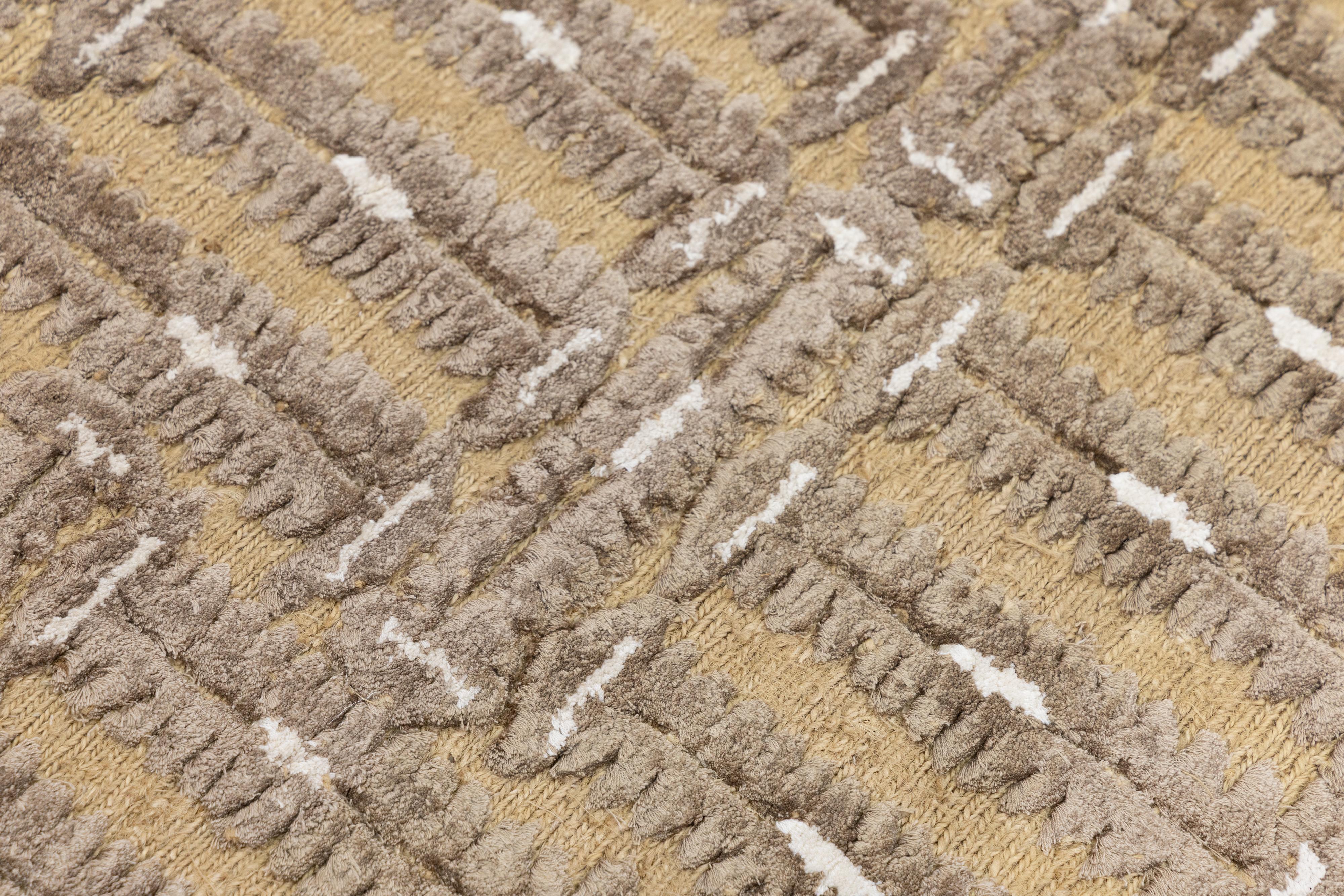 Hand-Knotted 9 x 12 Contemporary Soumak Tan Wool And Jute Rug Handmade Geometric For Sale