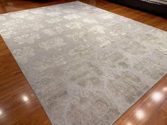 9' x 12' Hand-Knotted Nepalese Wool & Silk Rug with Luxe Damask Pattern in Grey
