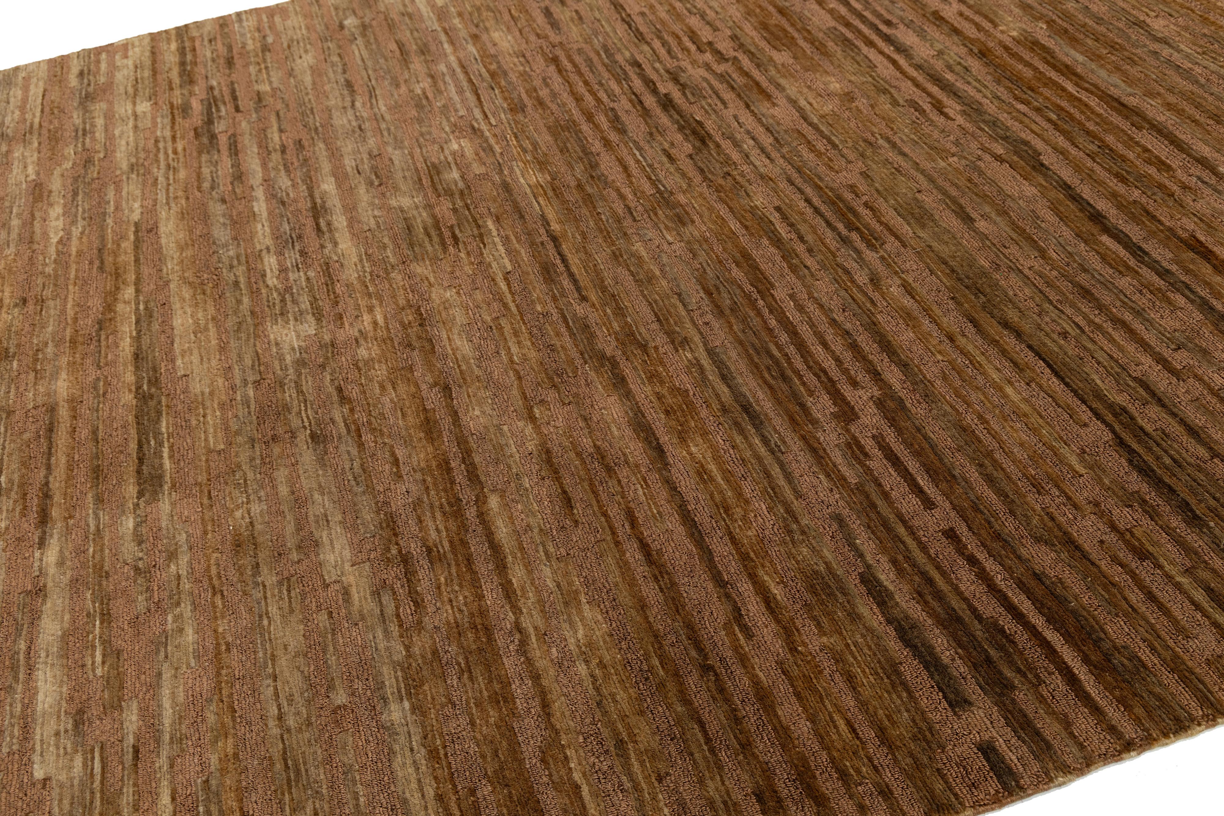 9 x 12 Modern Brown Wool and Jute Rug With Abstract Design im Angebot 3