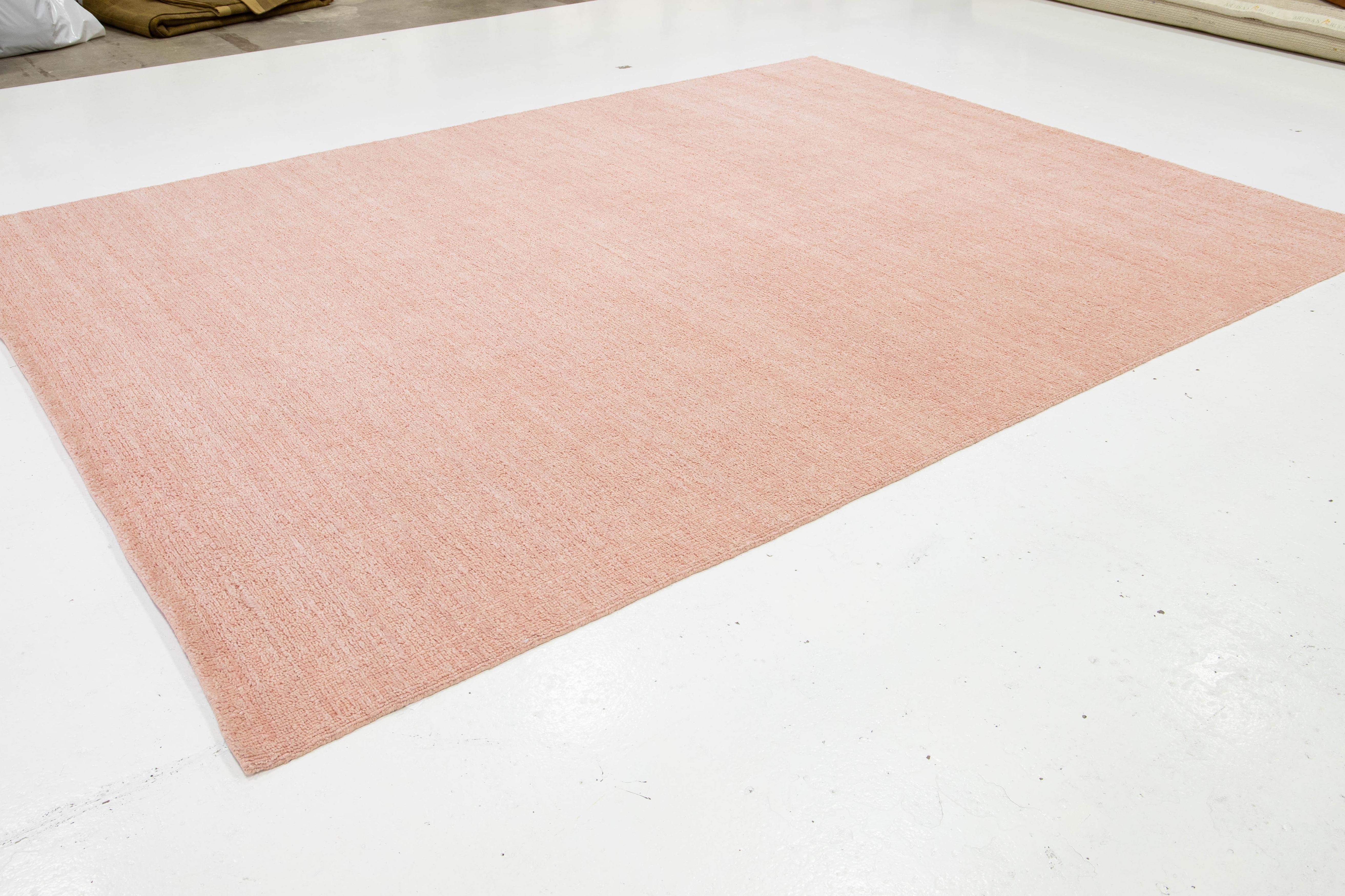 9 X 12 Alfombra moderna de lana con textura india hecha a mano en color rosa sólido Anudado a mano en venta