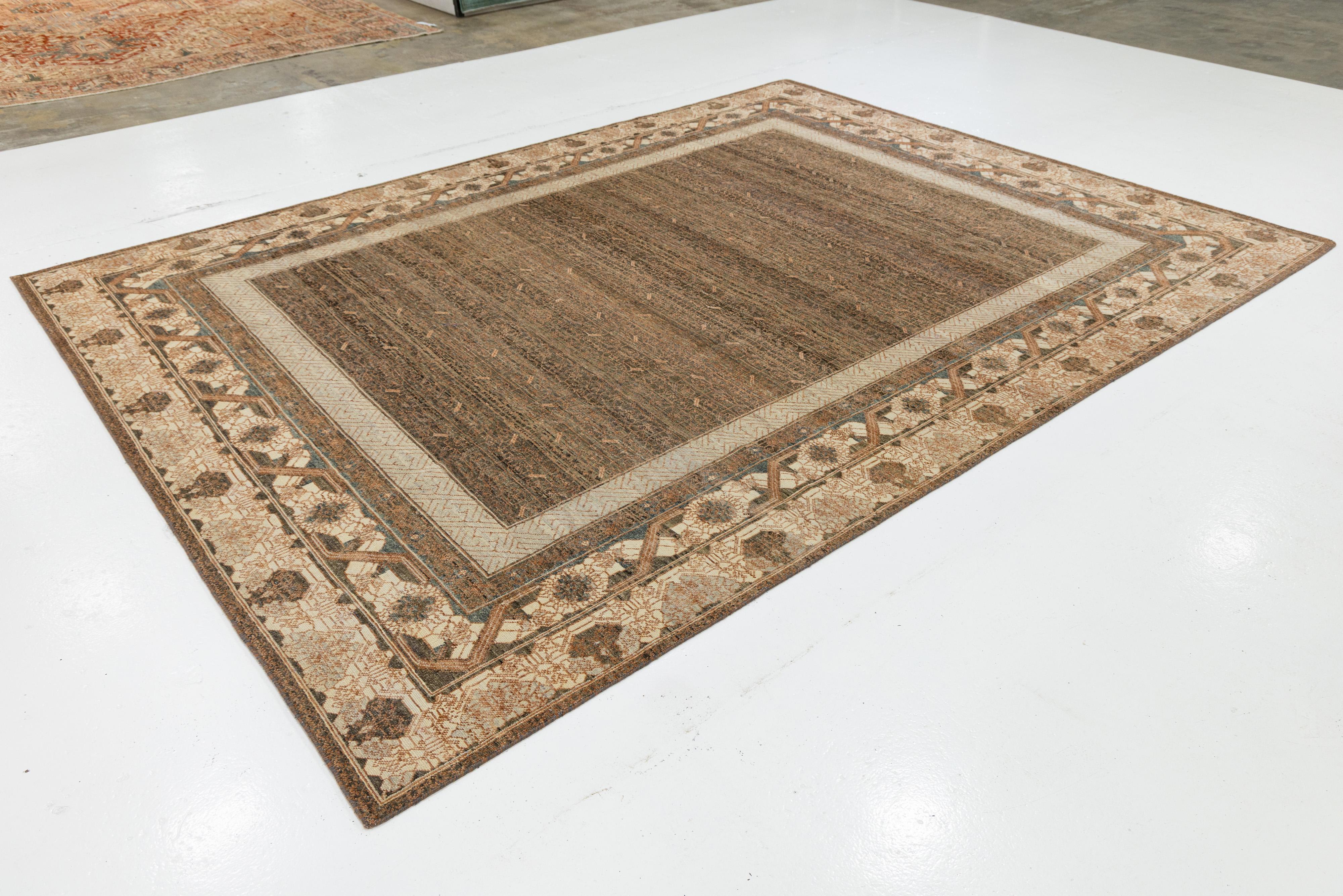 9 x 12 Tapis moderne en laine de style Khotan fait à la main en marron avec motif Allover en vente 2