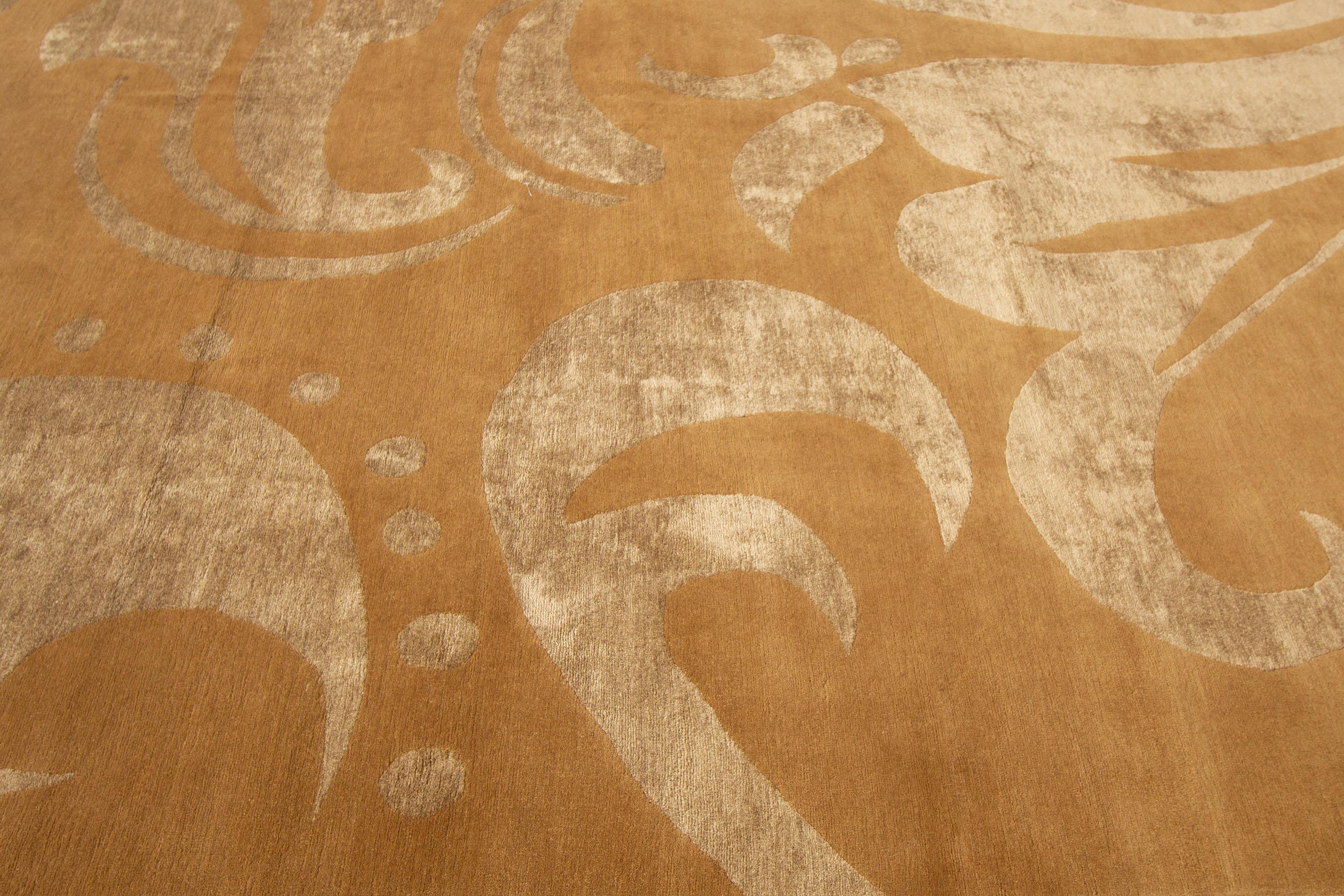 Nepalese 9 x 12 Modern Tibetan Tan Wool Rug With Floral Design For Sale