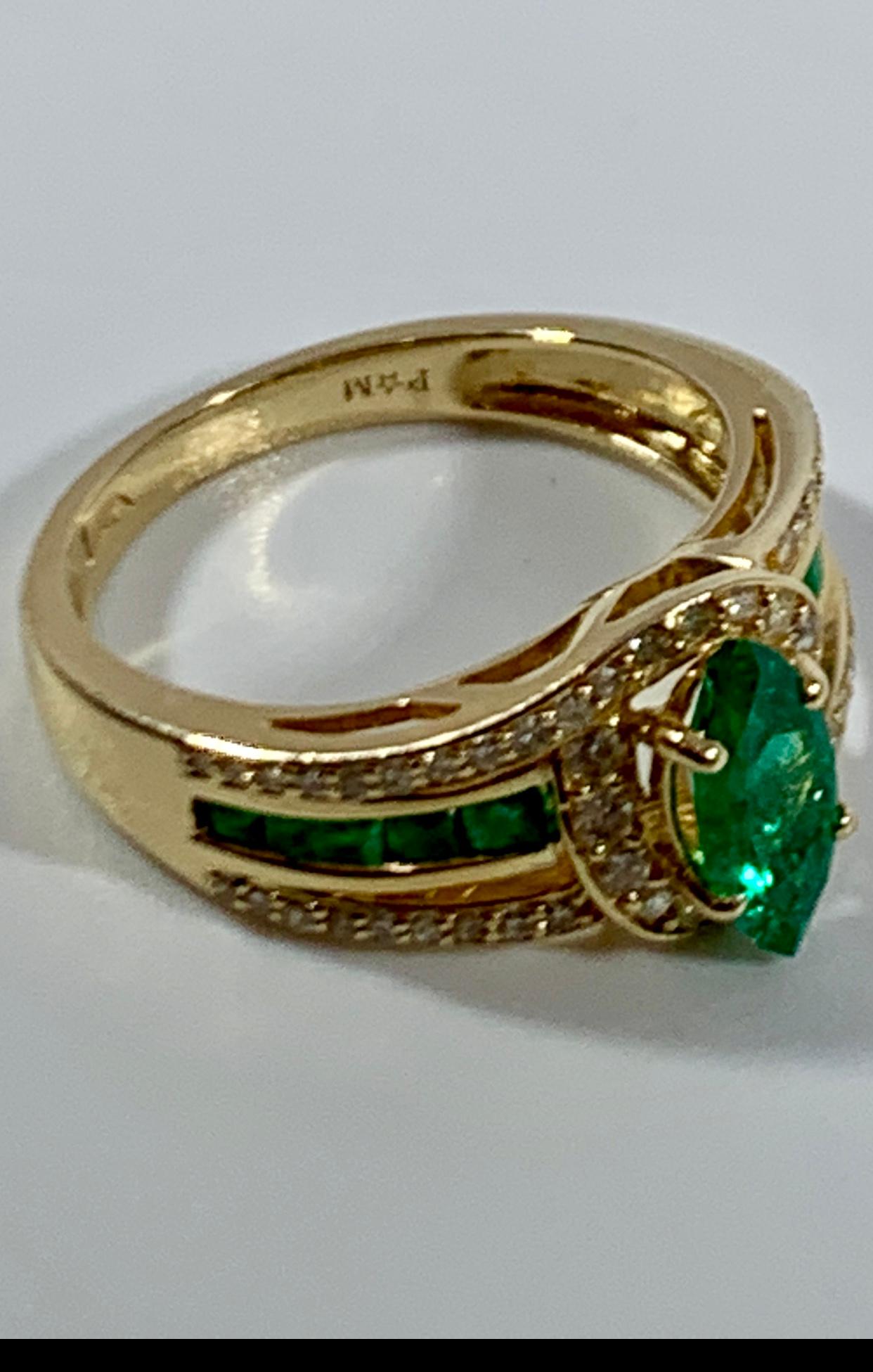 Marquise Cut Emerald and Diamond Ring 14 Karat Yellow Gold 5