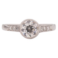 Anillo de compromiso de platino con diamantes Art Decó de .90 quilates