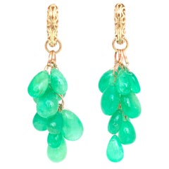 Retro 90 Carat Emerald Pear-Shaped Gold Earrings
