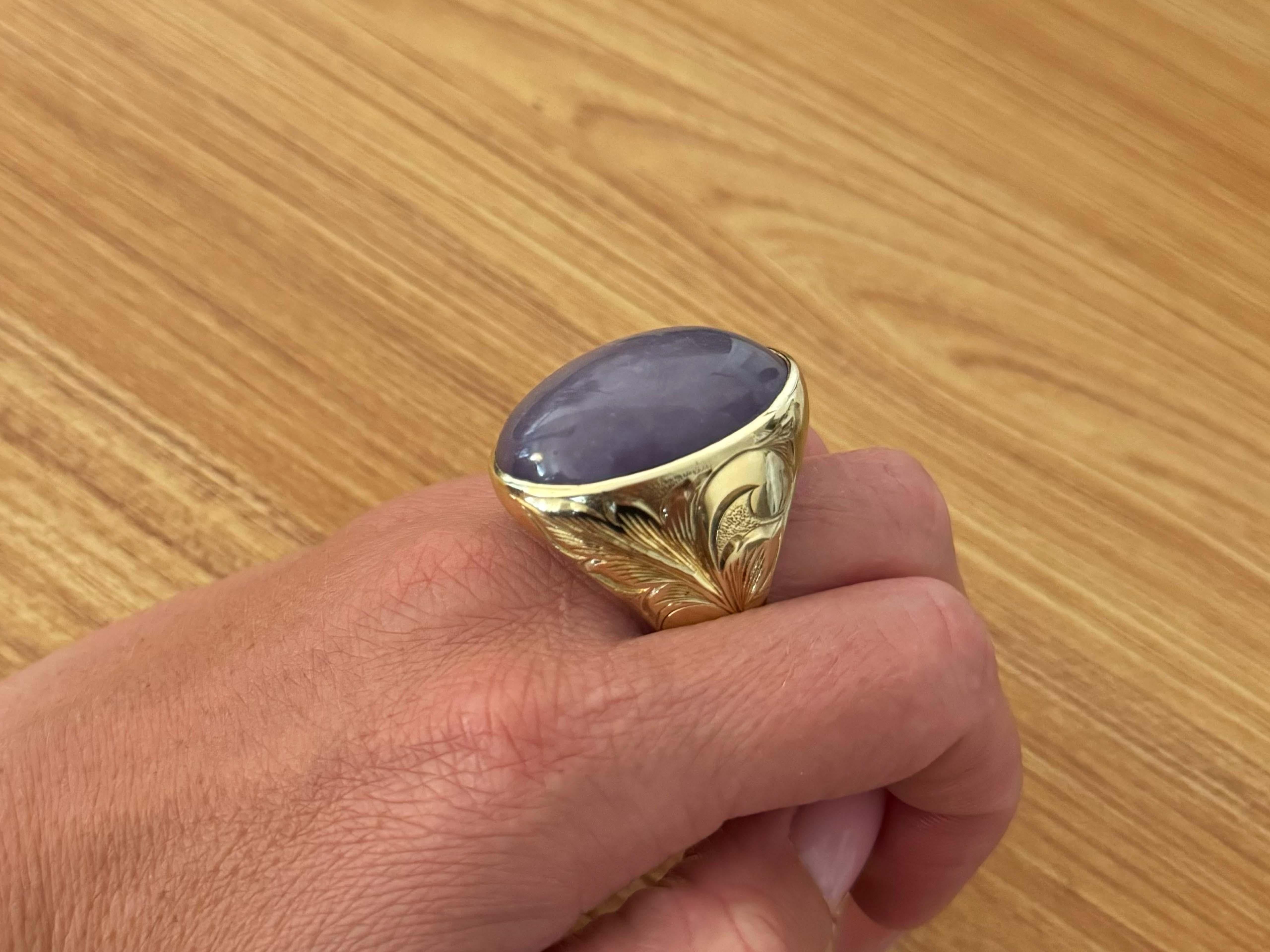 Modern 90 Carat Mens Purple Jade Cabochon Ring 14k Yellow Gold For Sale