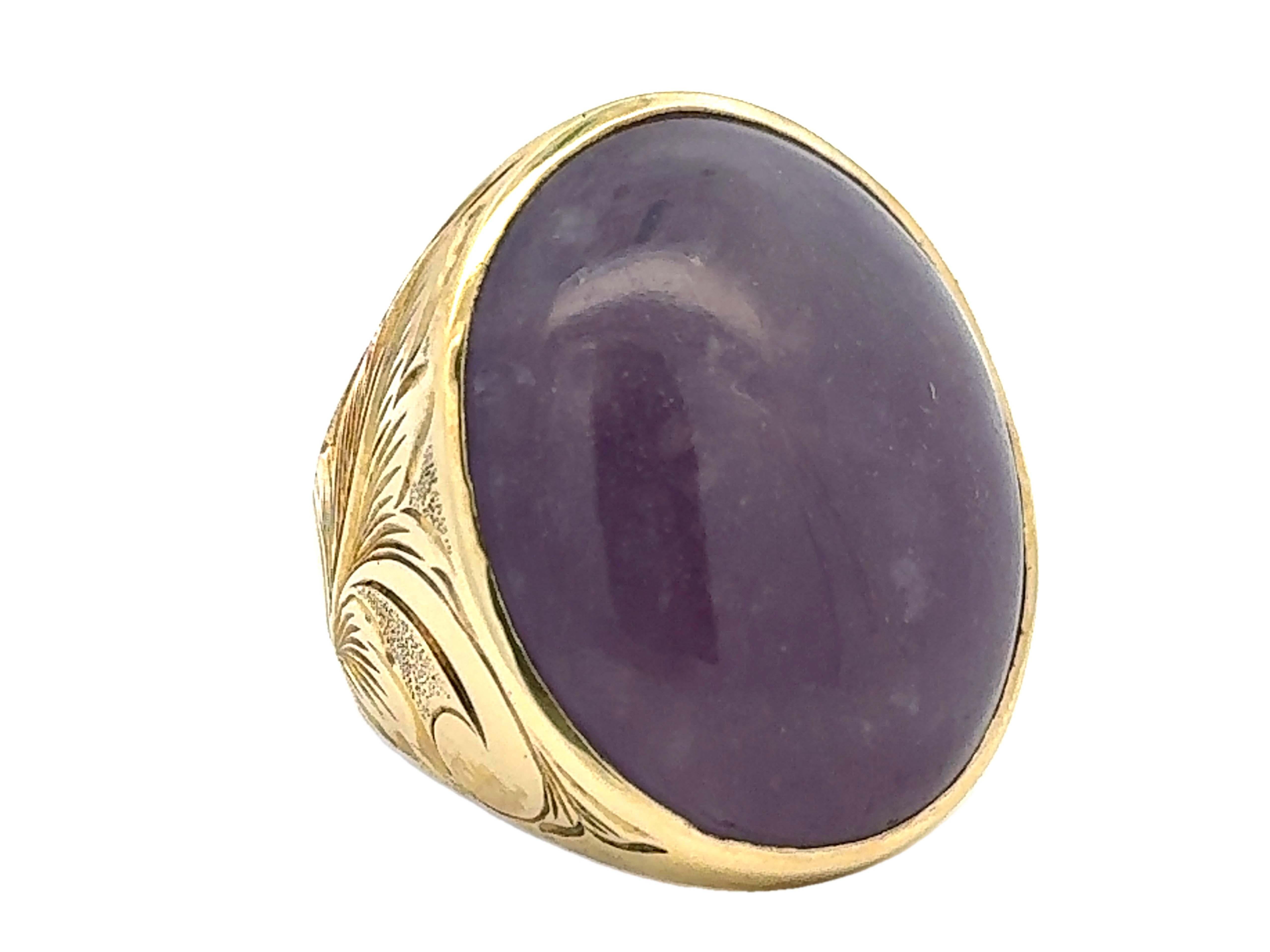 90 Carat Mens Purple Jade Cabochon Ring 14k Yellow Gold In Excellent Condition For Sale In Honolulu, HI