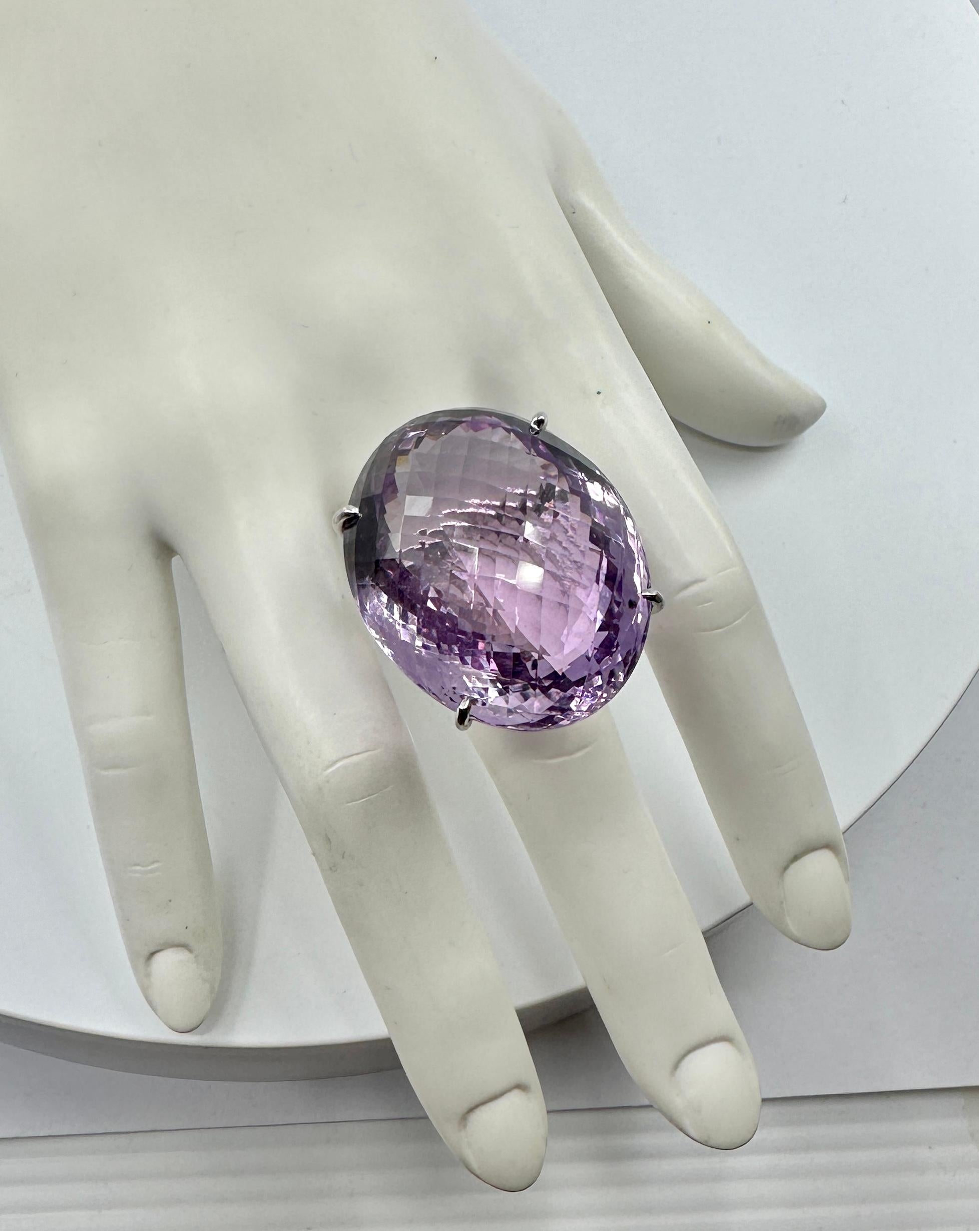 Contemporary 90 Carat Rose De France Amethyst Ring Checkerboard Cut Monumental Cocktail Ring For Sale