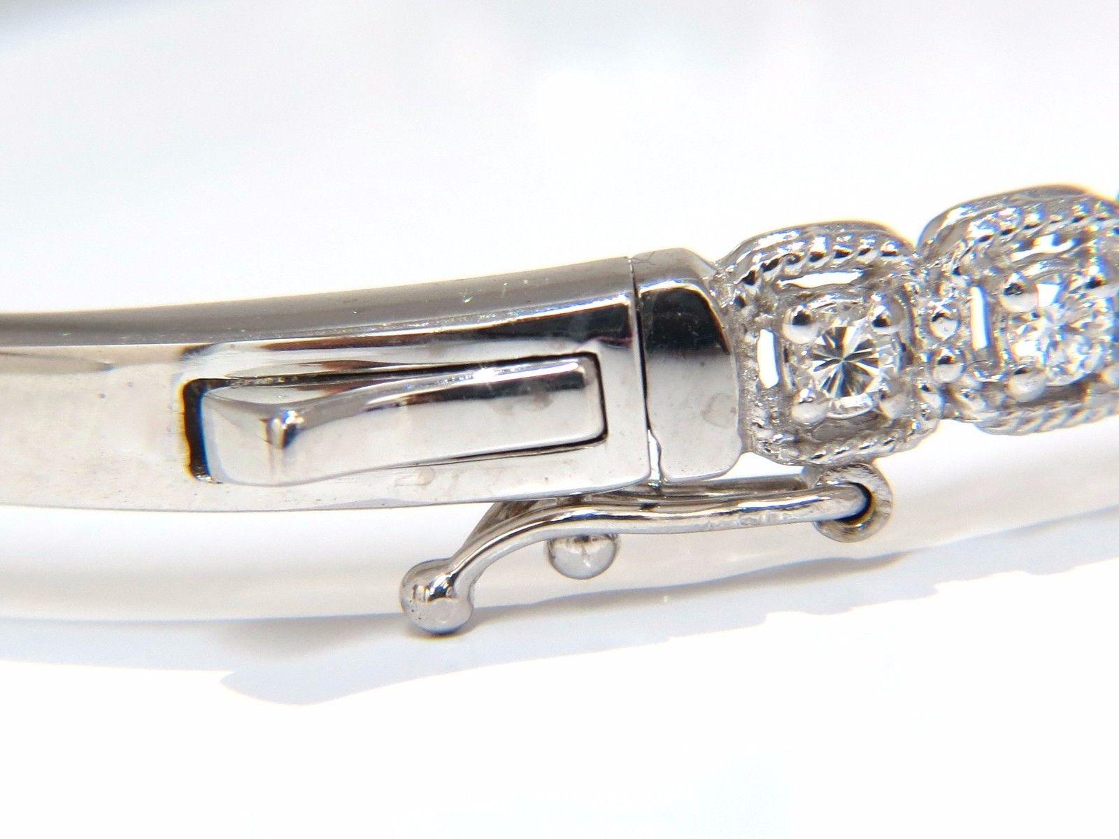 Bracelet jonc carré en or 14 carats avec étui à diamants naturels en forme de corde torsadée de 0,90 carat Unisexe en vente