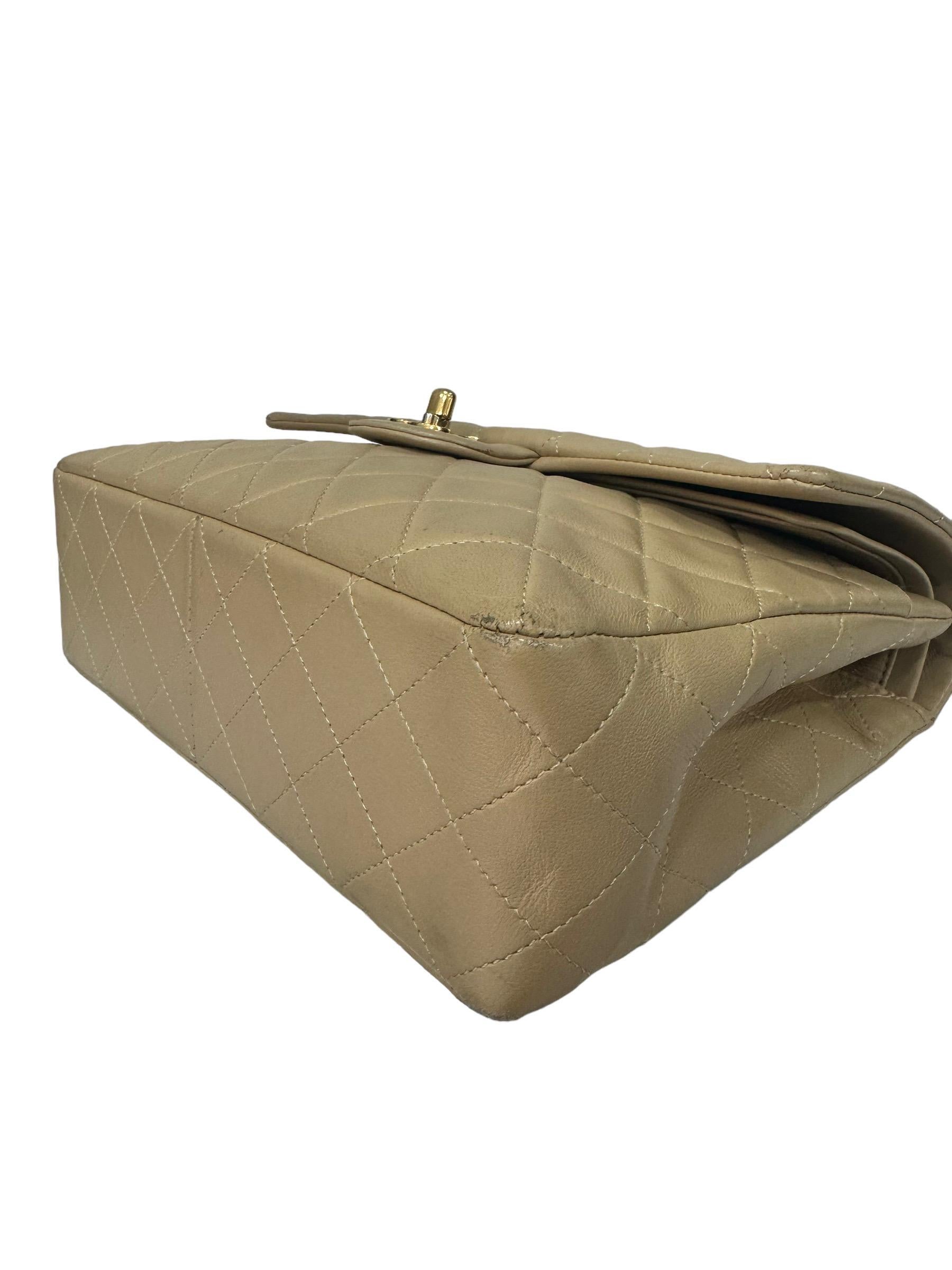 ‘90 Chanel Flap Vintage Beige Leather Shoulder Bag For Sale 6
