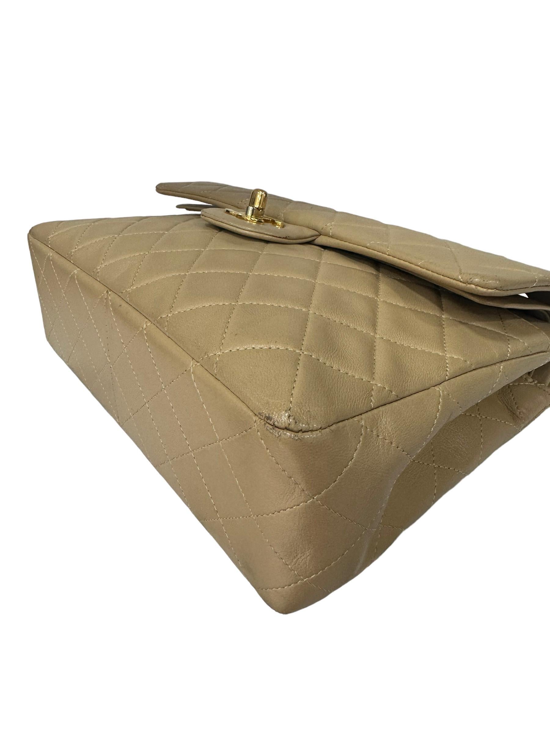 ‘90 Chanel Flap Vintage Beige Leather Shoulder Bag For Sale 8