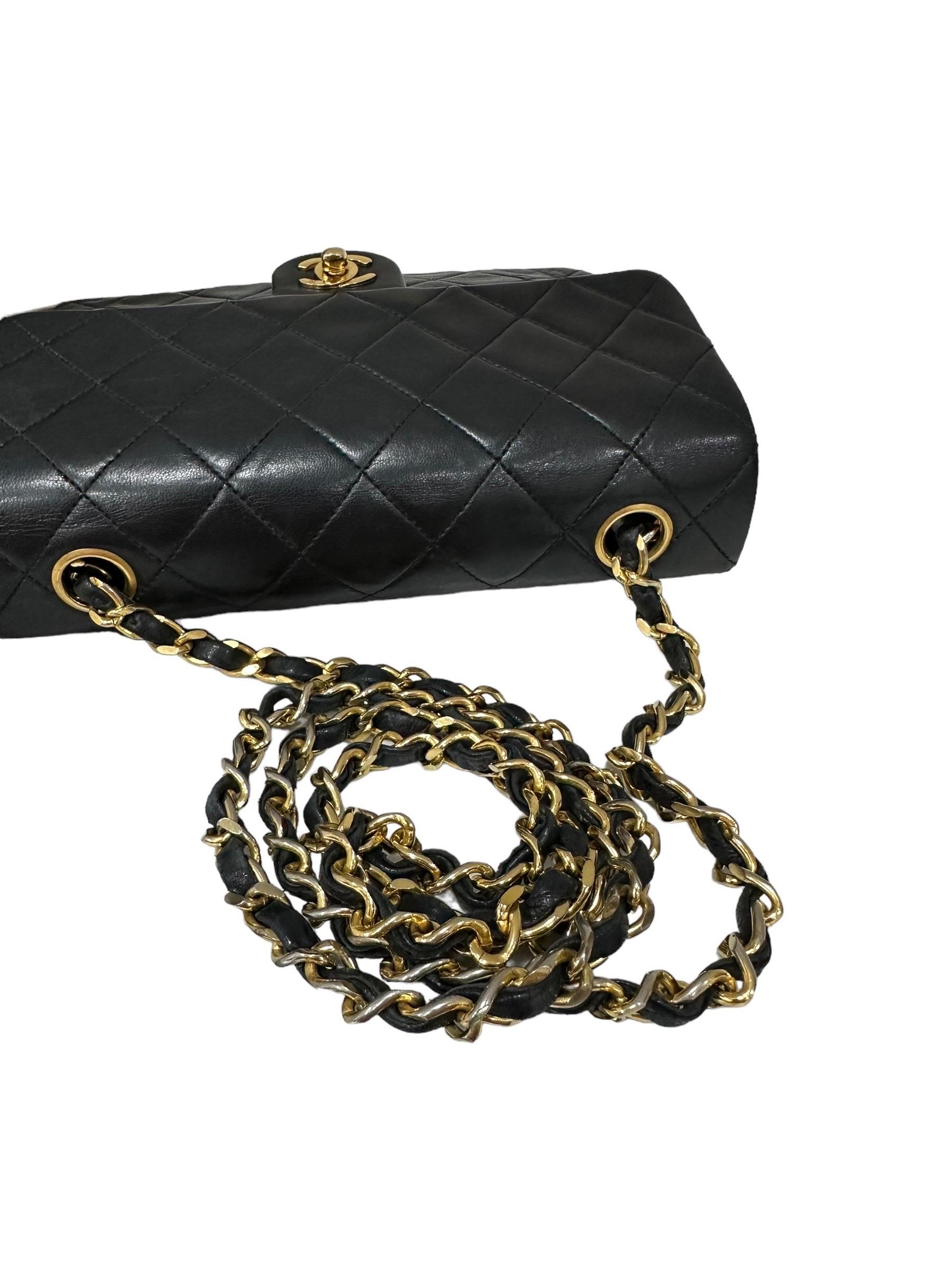 90' Chanel Timeless Mini Flap Nera Borsa a tracolla en vente 7