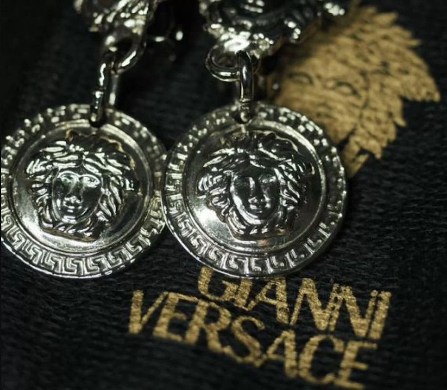 90-s  Gianni Versace Medusa Clip-on Earrings in Silver Tone In Excellent Condition In Montgomery, TX