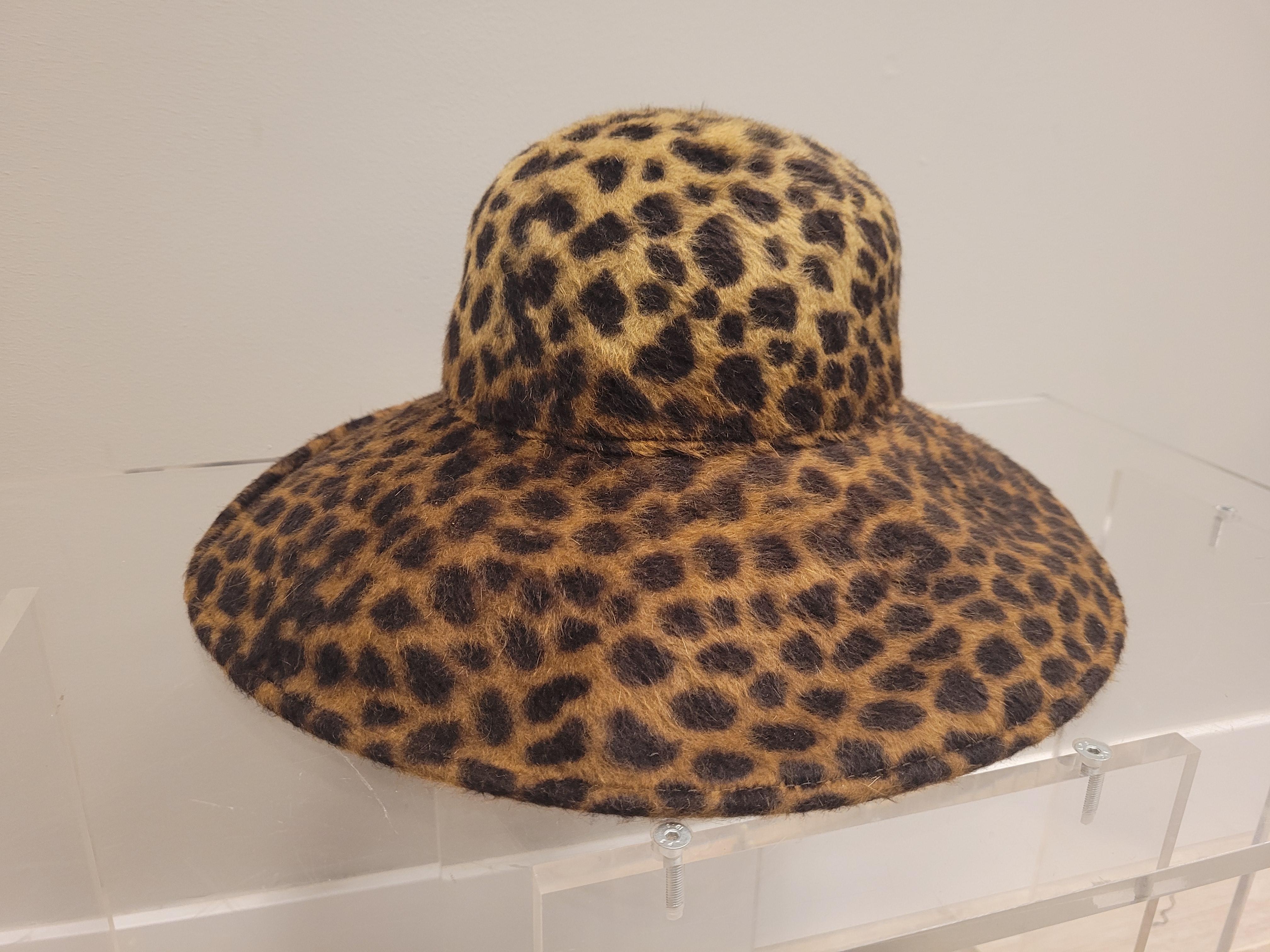 90 s Laura Ashley Leopard Pamela Hat  For Sale 5
