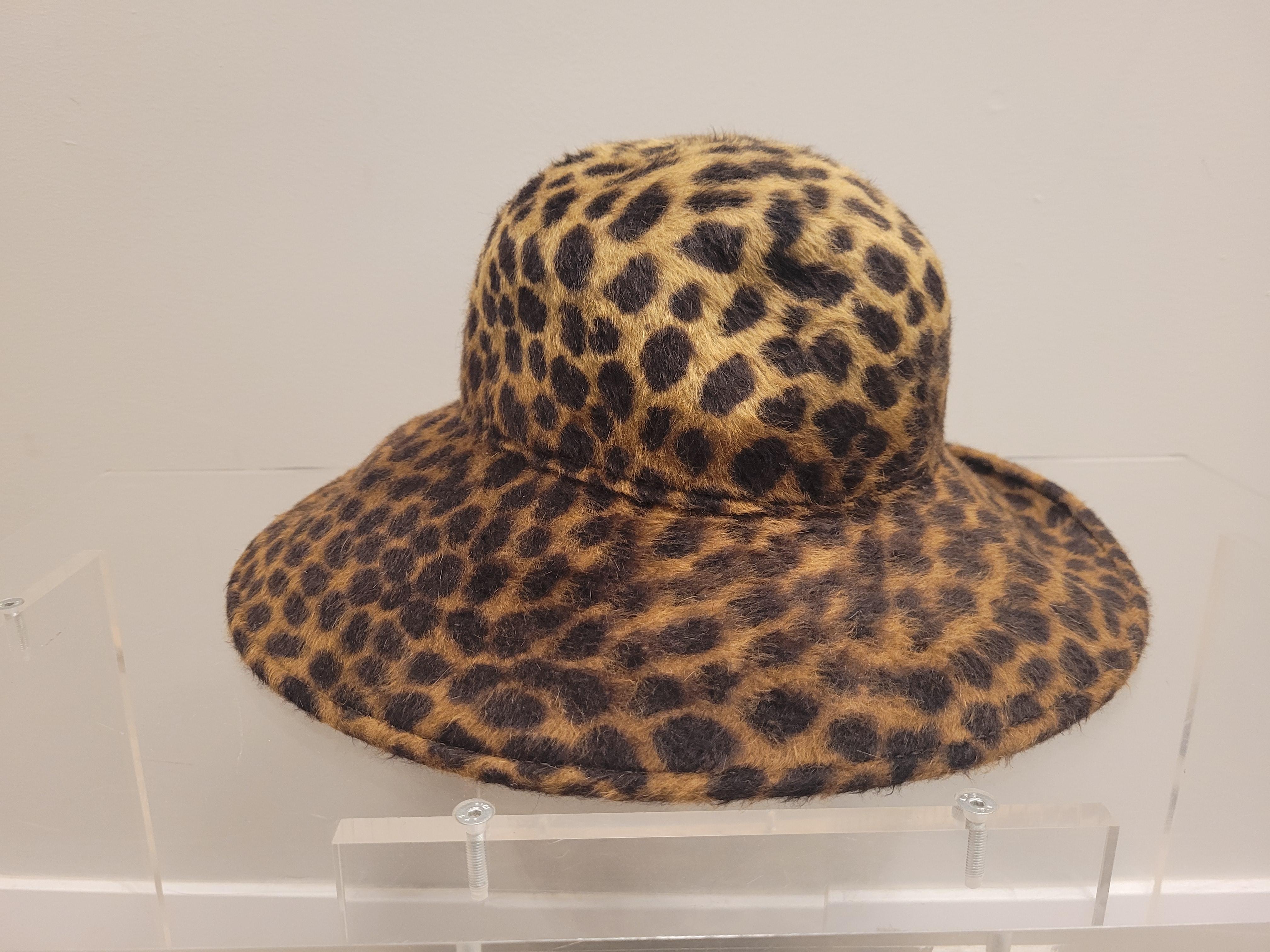 90 s Laura Ashley Leopard Pamela Hat  For Sale 6