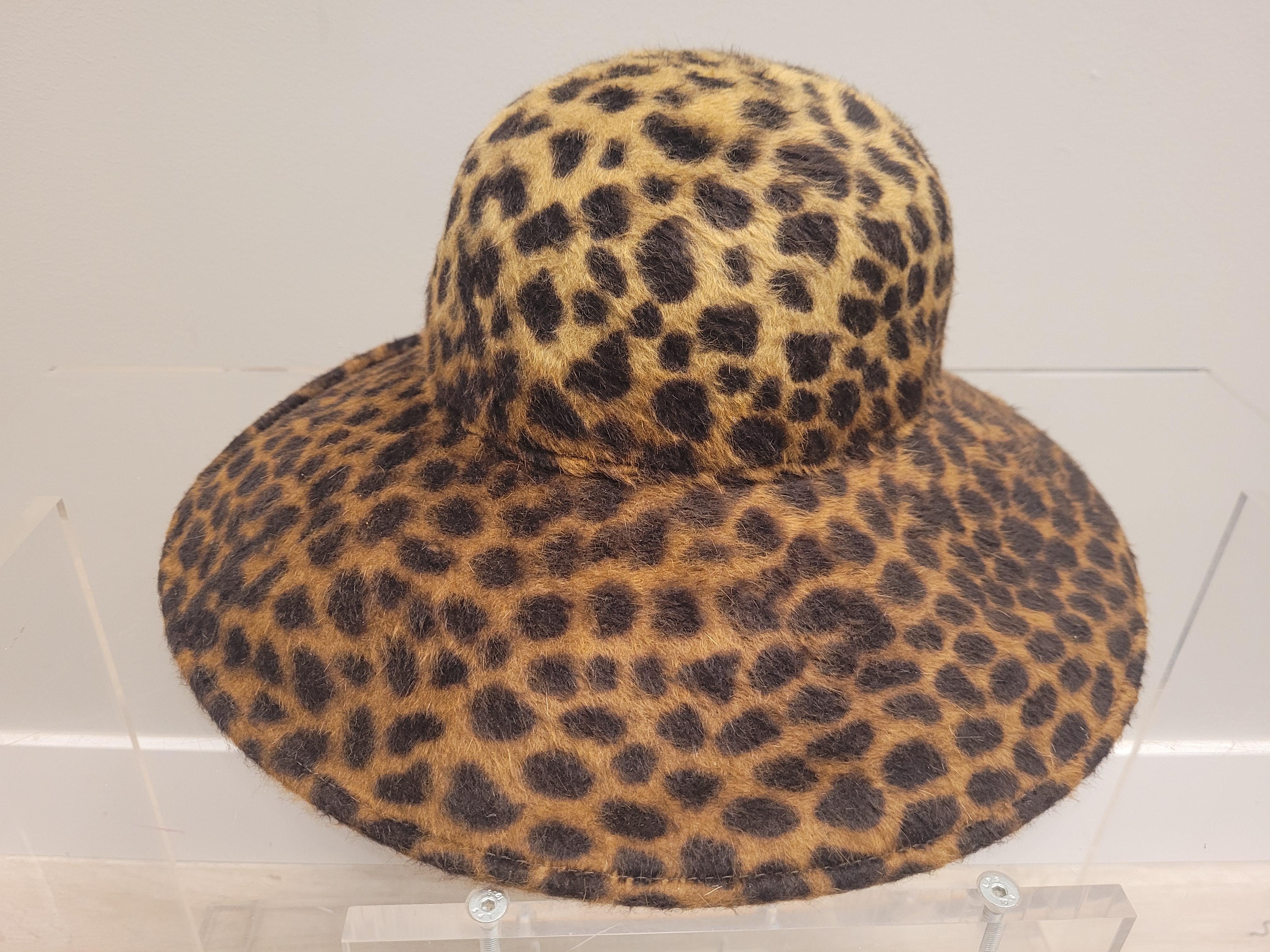 90 s Laura Ashley Leopard Pamela Hat  For Sale 2