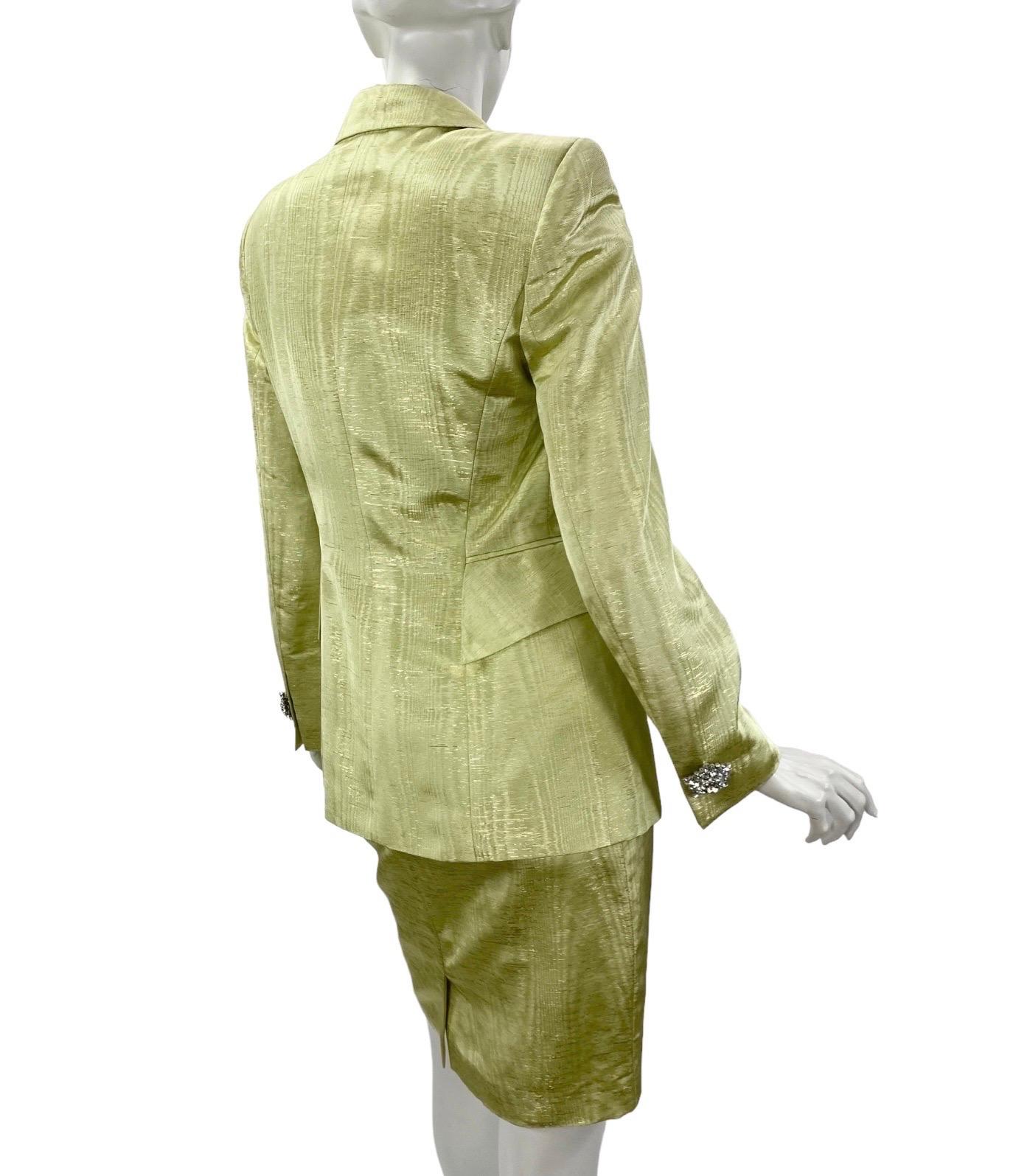 90-er Vintage Escada Couture Kristall verzierter Moire-Rock Anzug, neu mit Etikett Damen im Angebot