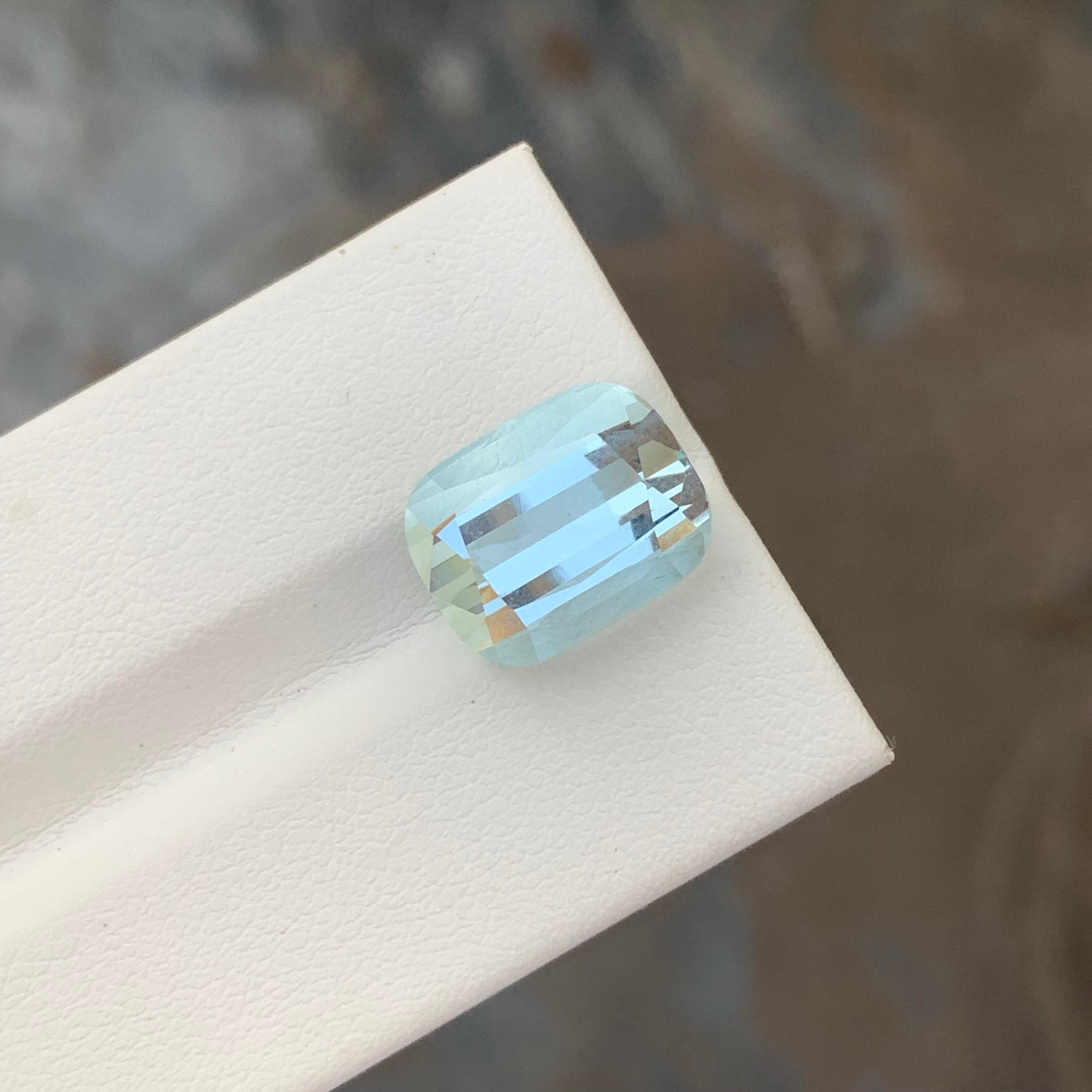 9.00 Karat natürlicher loser Aquamarin in Kissenform in Kissenform für die Schmuckherstellung (Kissenschliff) im Angebot
