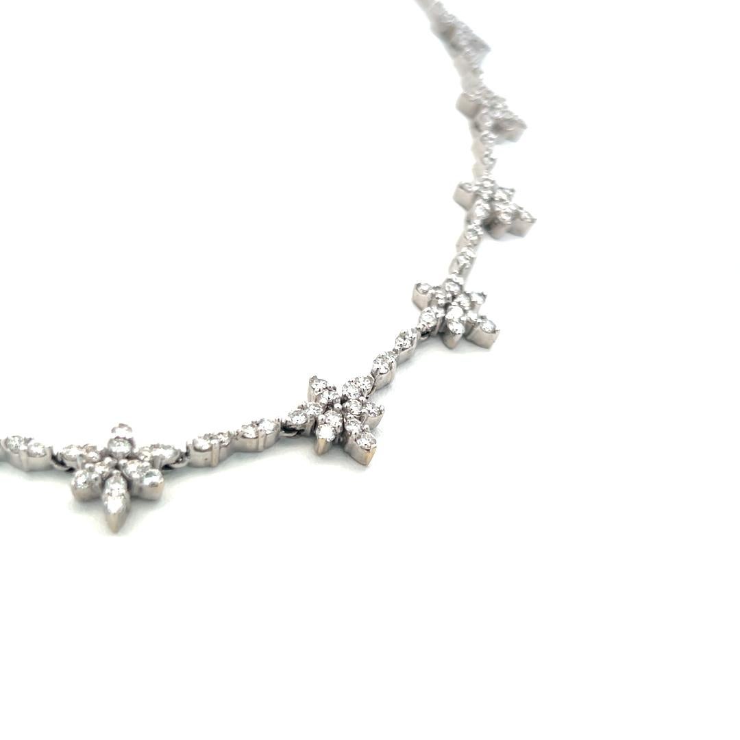 Collier station en or blanc 18 carats avec diamants ronds brillants H VS de 9,00 carats en vente 2