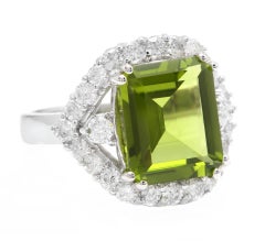 9.00 Carat Natural Peridot and Diamond 14 Karat Solid White Gold Ring