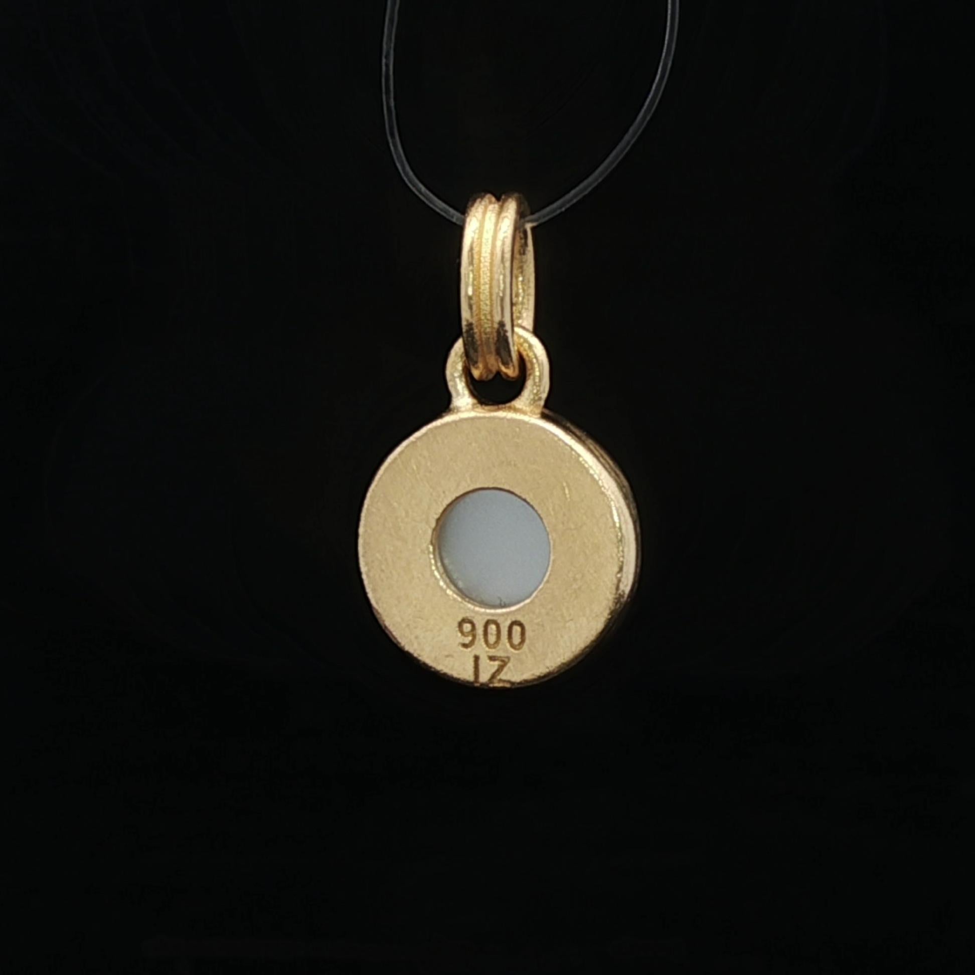 .900 Pendentif en or jaune à haute teneur en or à facettes pour pierres de lune solitaires en vente 5