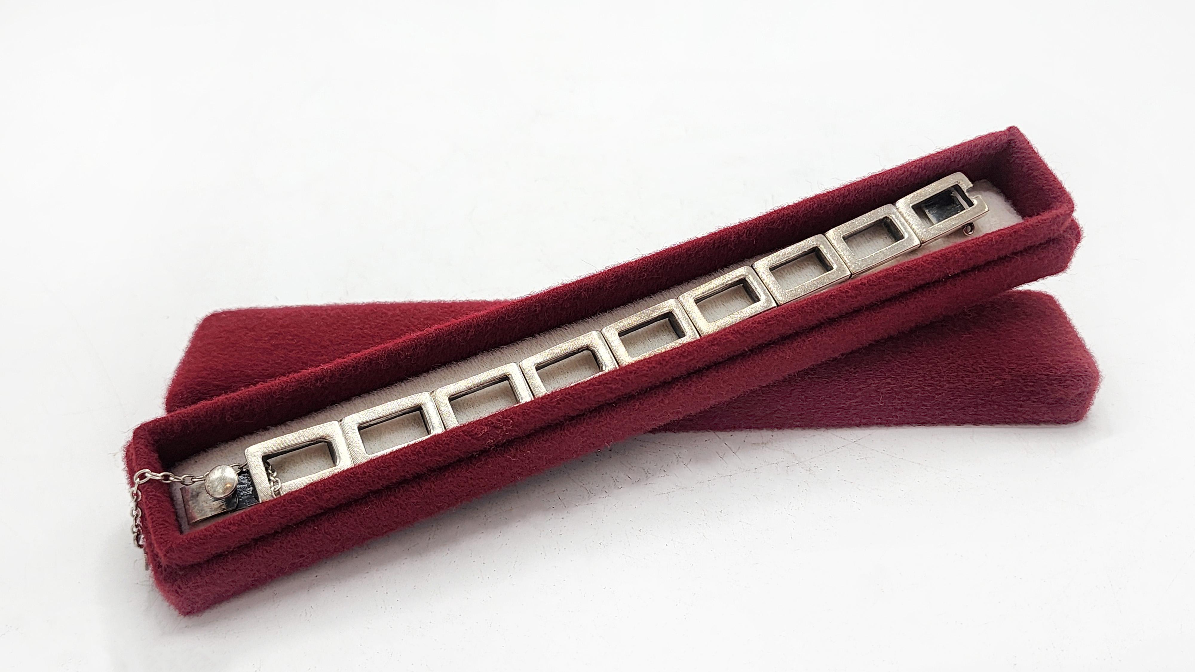 900 Bracciale in argento del designer Antonio Belgiorno In condizioni buone in vendita a Autonomous City Buenos Aires, CABA