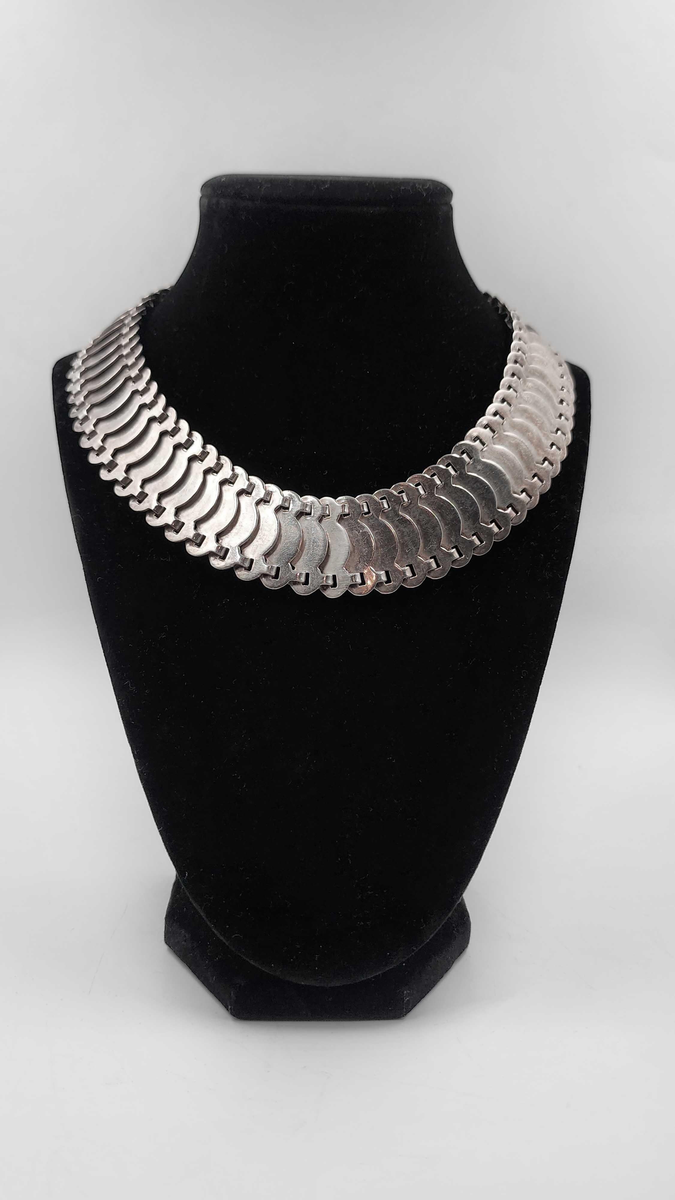 Post-Modern 900 Silver Choker Necklace by Antonio Belgiorno For Sale