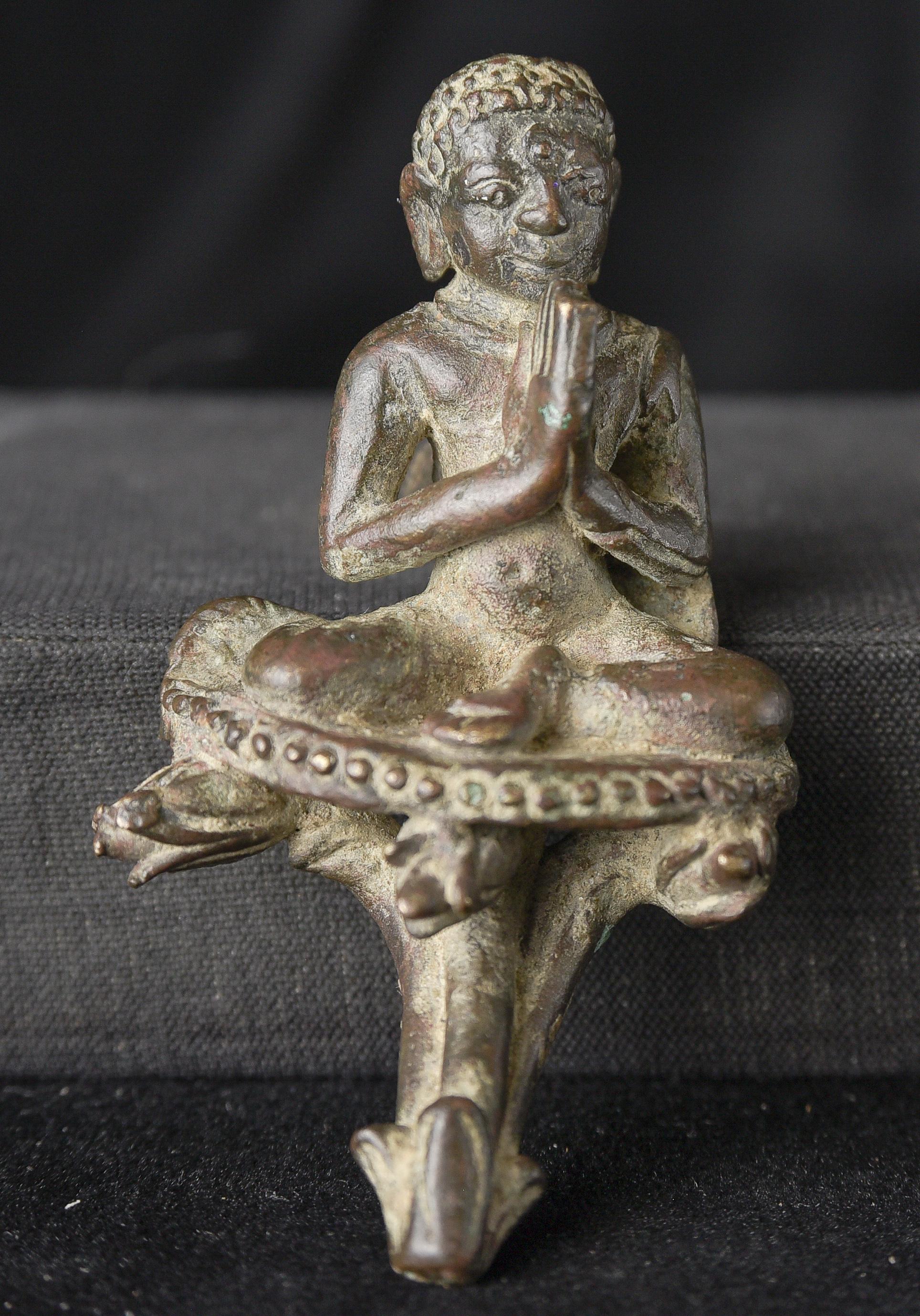 Moine birman de 900 ans en fonte massive, 10705 en vente 8