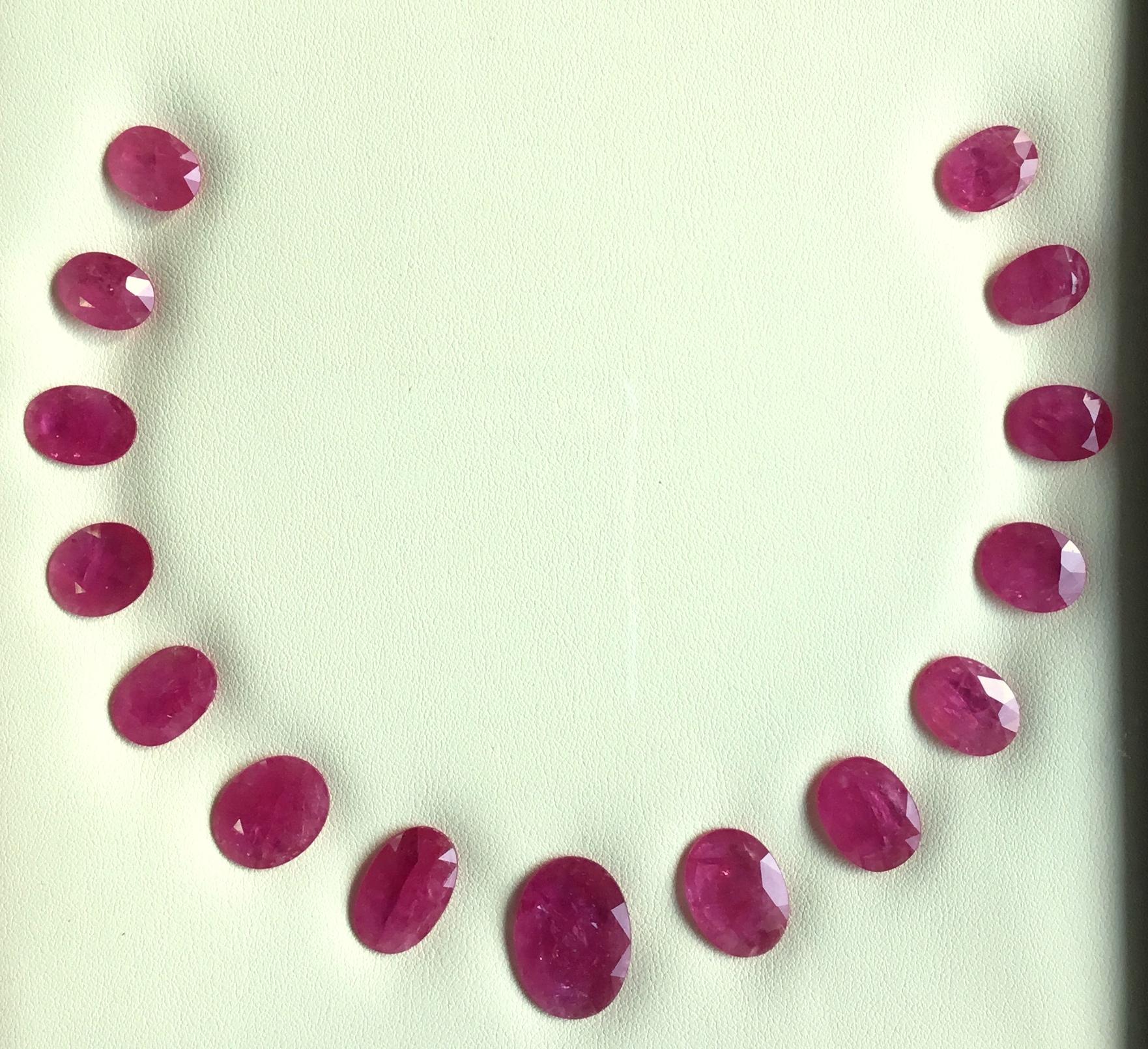 90.05 Carats Ruby Mozambique Oval Faceted Cut stone Layout Heated Natural Gem

Poids : 90,05 carats
Taille : 12X9 à 21X15 MM
Pièces : 15
Forme : Pierre ovale facettée