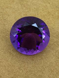 9.00ct Natural Brazilian Round Loose Amethyst (14mm) of Royal Purple Colour
