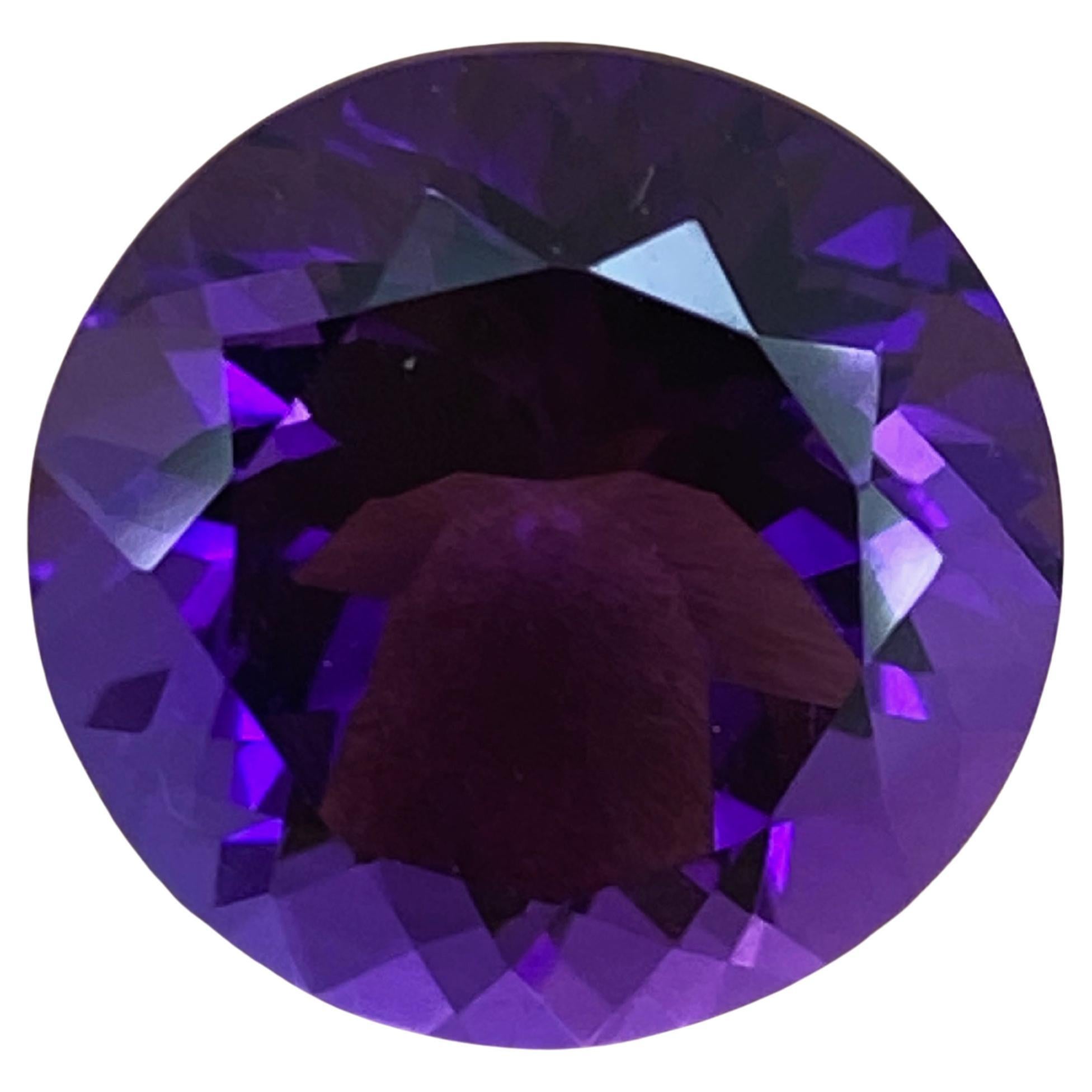 9.00ct Natural Brazilian Round Loose Amethyst (14mm) of Royal Purple Colour For Sale