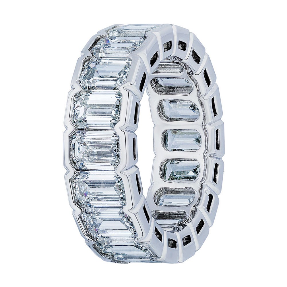 9,01 Karat Smaragdschliff Diamant Ewigkeitsring