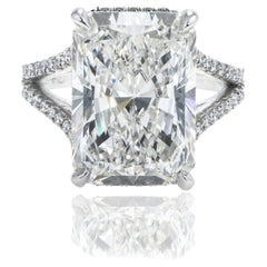 9.01 Carat Radiant Diamond Ring Brilliant 18K Gold Signature Sophistication