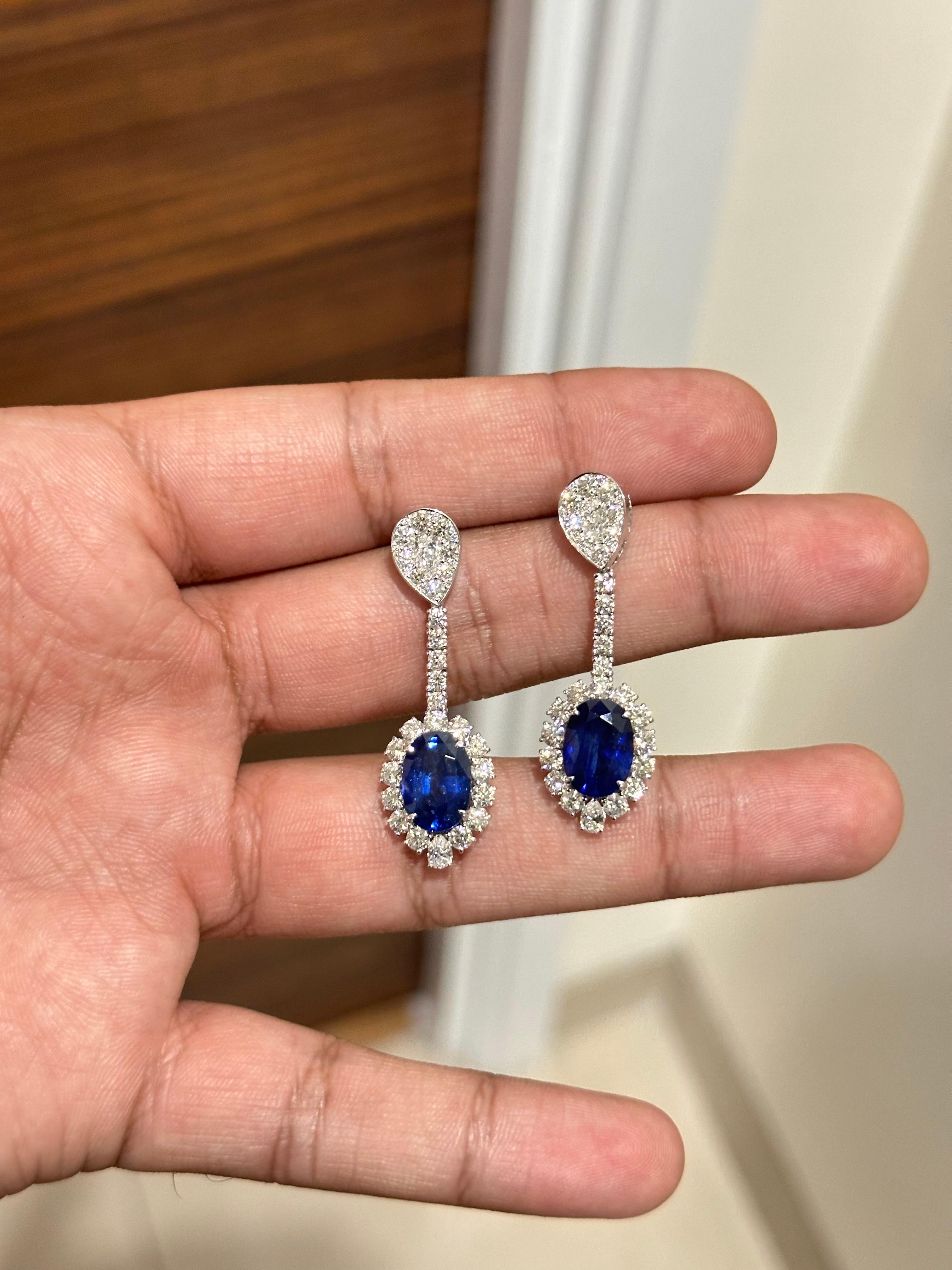Oval Cut 9.01 Carat Sri Lankan Blue Sapphire Earrings in 18K Gold For Sale