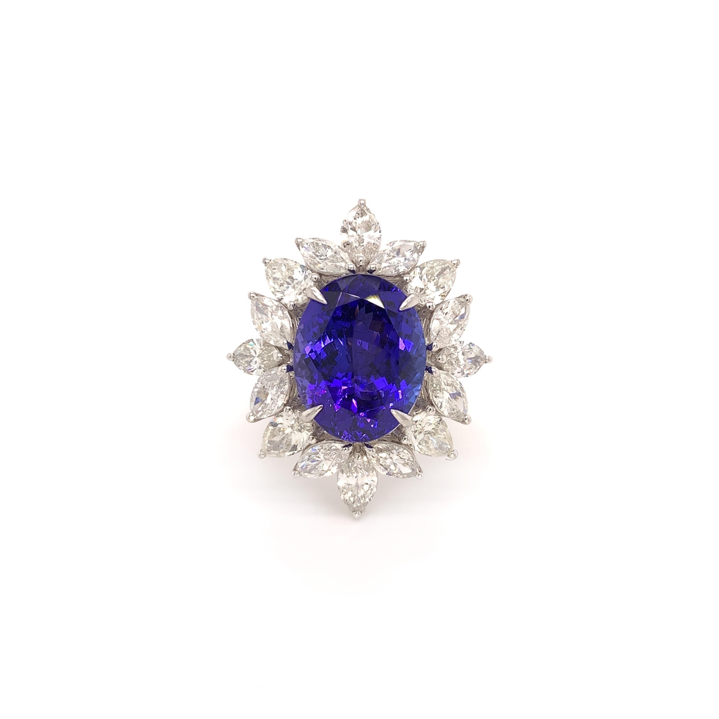 9.01 Carat Tanzanite Cocktail Ring In New Condition For Sale In Richmond, BC