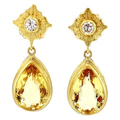 13.88 Carat Total Golden Beryl and Diamond Drop Dangle Yellow Gold Earrings 13.88 Carat Total Golden Beryl and Diamond Drop Dangle Yellow Gold Earrings