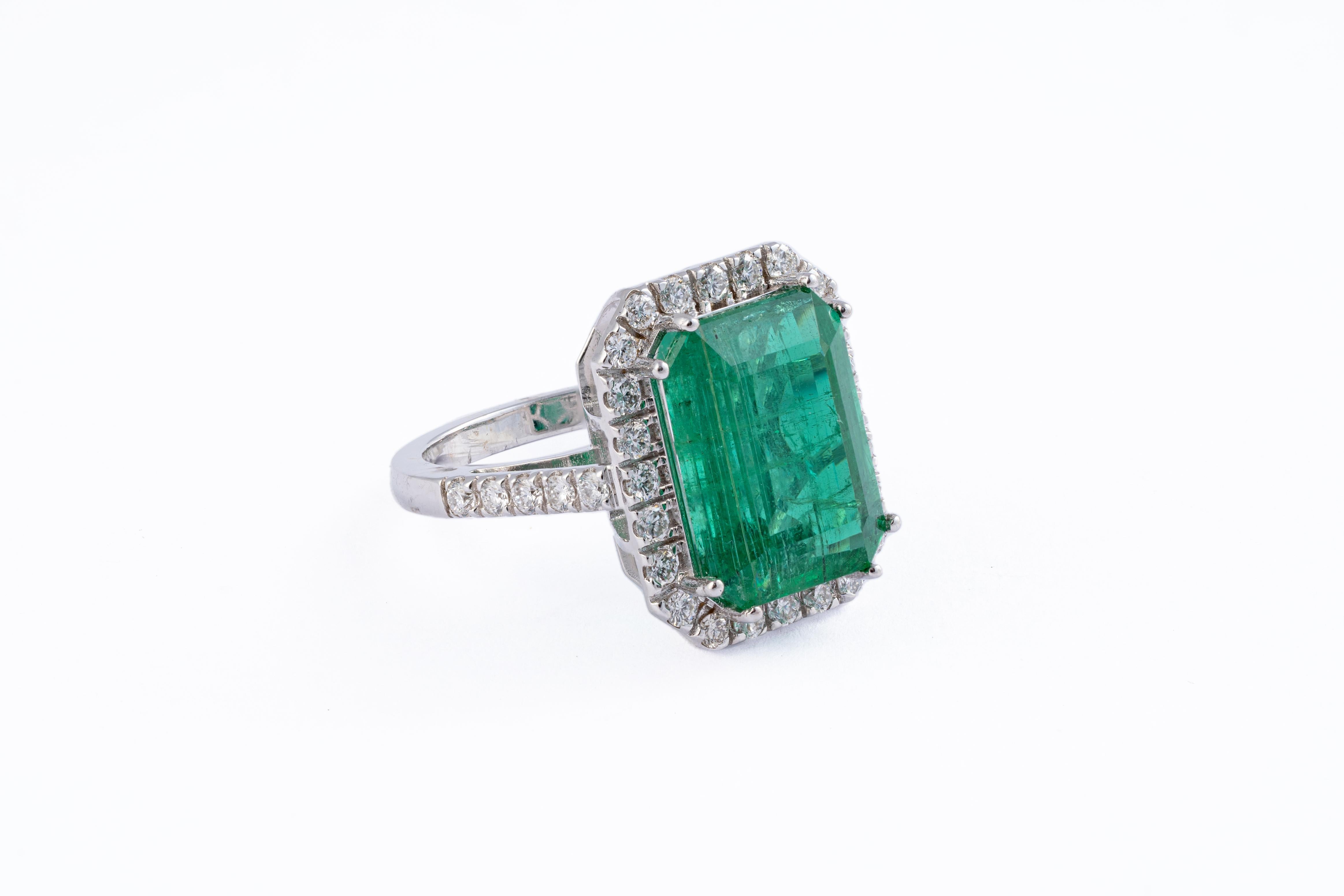 Brilliant Cut 9.01 Carats Natural Zambian Emerald Ring & 0.83 Carats Diamonds  14K White Gold