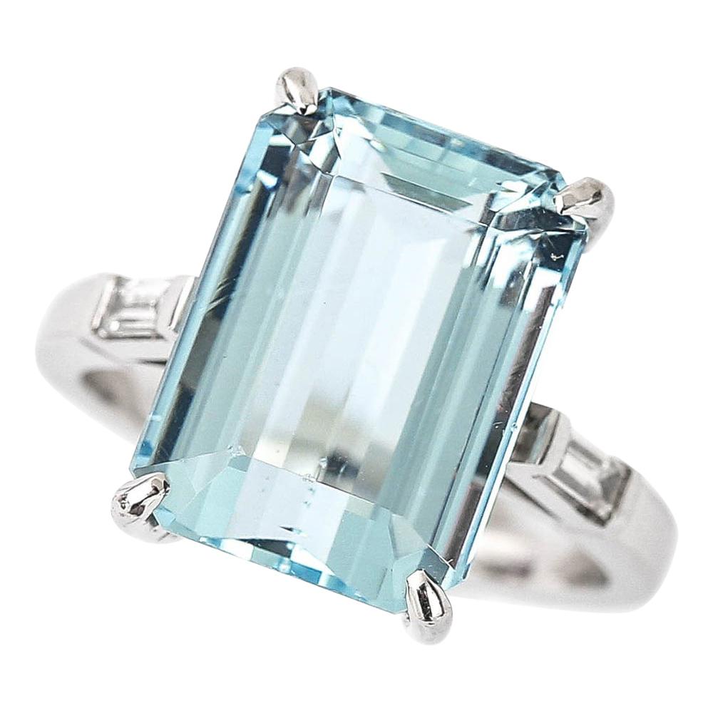 9.02 Carat Aquamarine and Diamond 18 Karat White Gold Ring