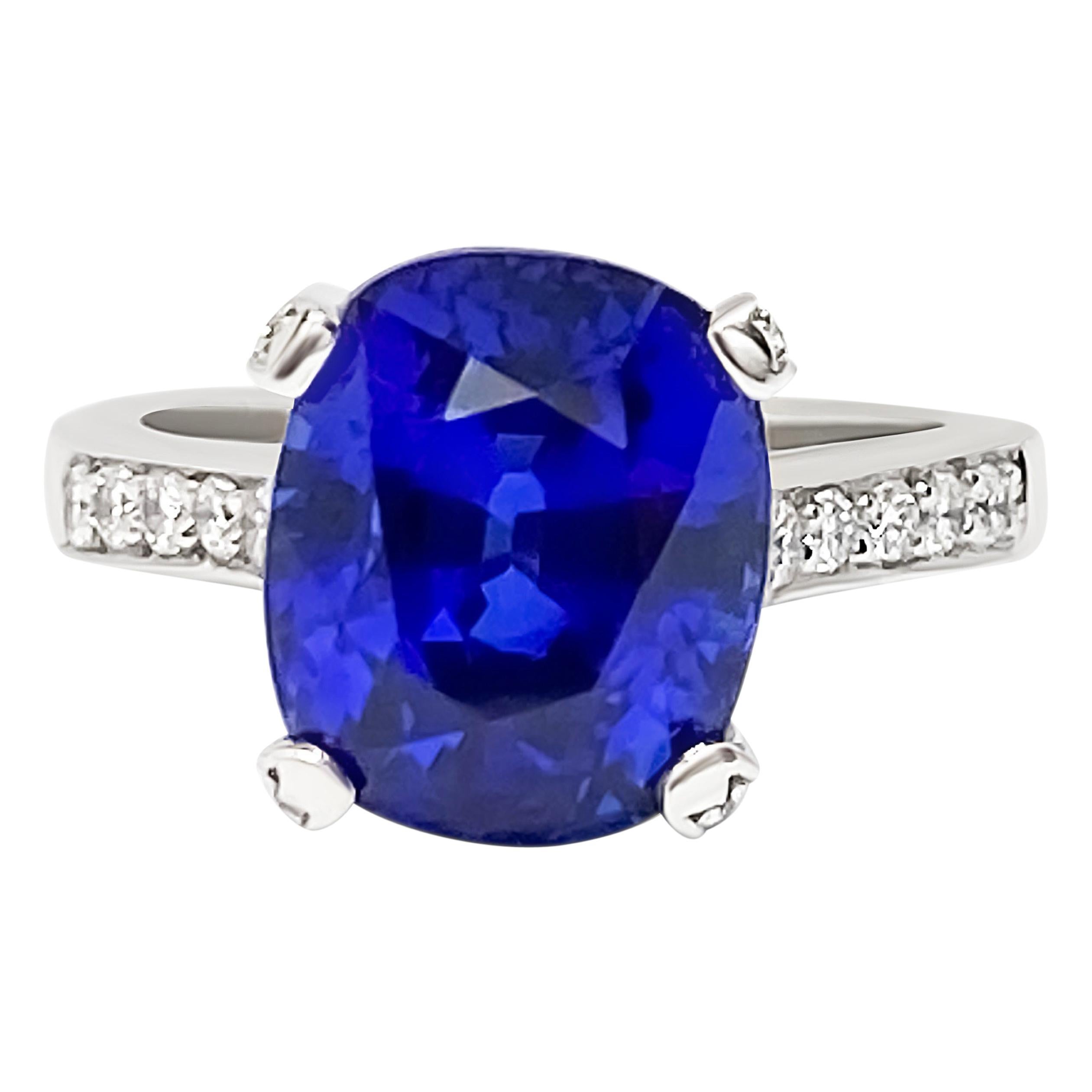 9.02 Carat Blue Sapphire and Diamond Ring in Platinum