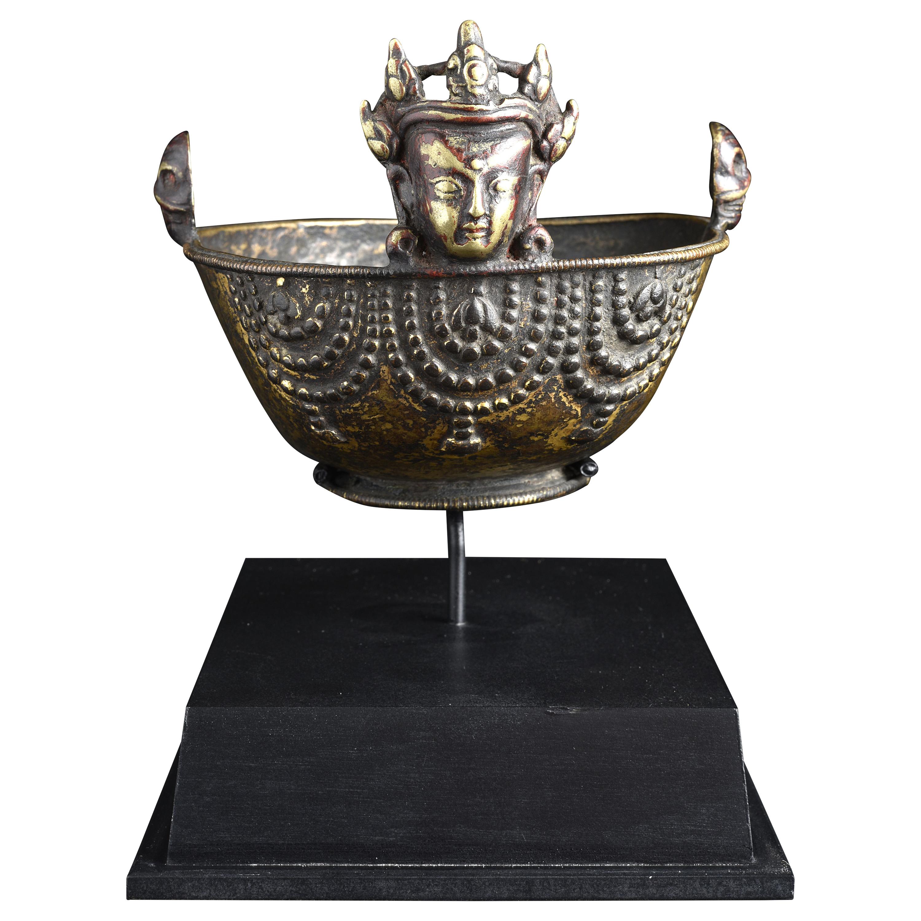  16/17. Jahrhundert Tibetischer Bronze-Totenkopfbecher – 9026 im Angebot