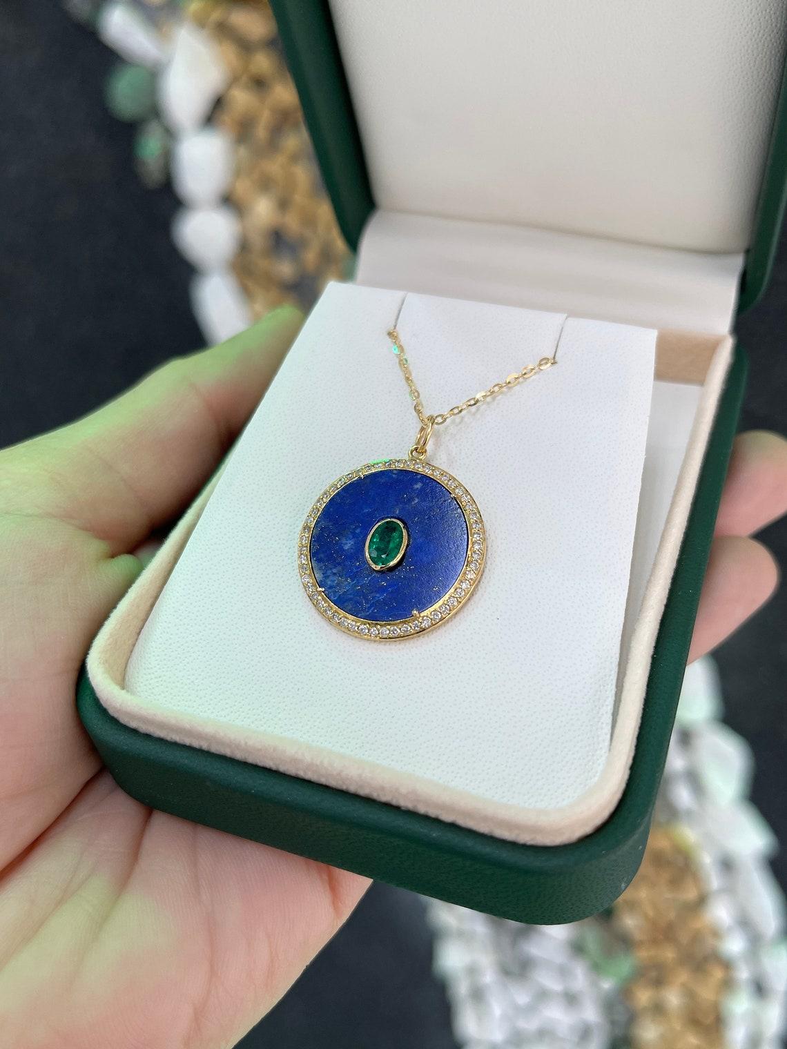 9,02tcw 14K natürlicher Lapislazuli-Lazuli Smaragd & Diamant Halo-Scheibenanhänger Medaillon mit Medaillon im Zustand „Neu“ im Angebot in Jupiter, FL