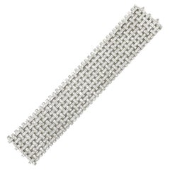 Bracelet large tissé de diamants 9,03 carats en or blanc 18 carats