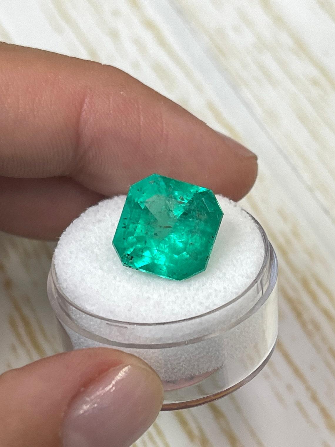 Modern 9.03ct HUGE Green Asscher Cut Colombian Emerald 12.5x12.5 Genuine May Birthstone For Sale