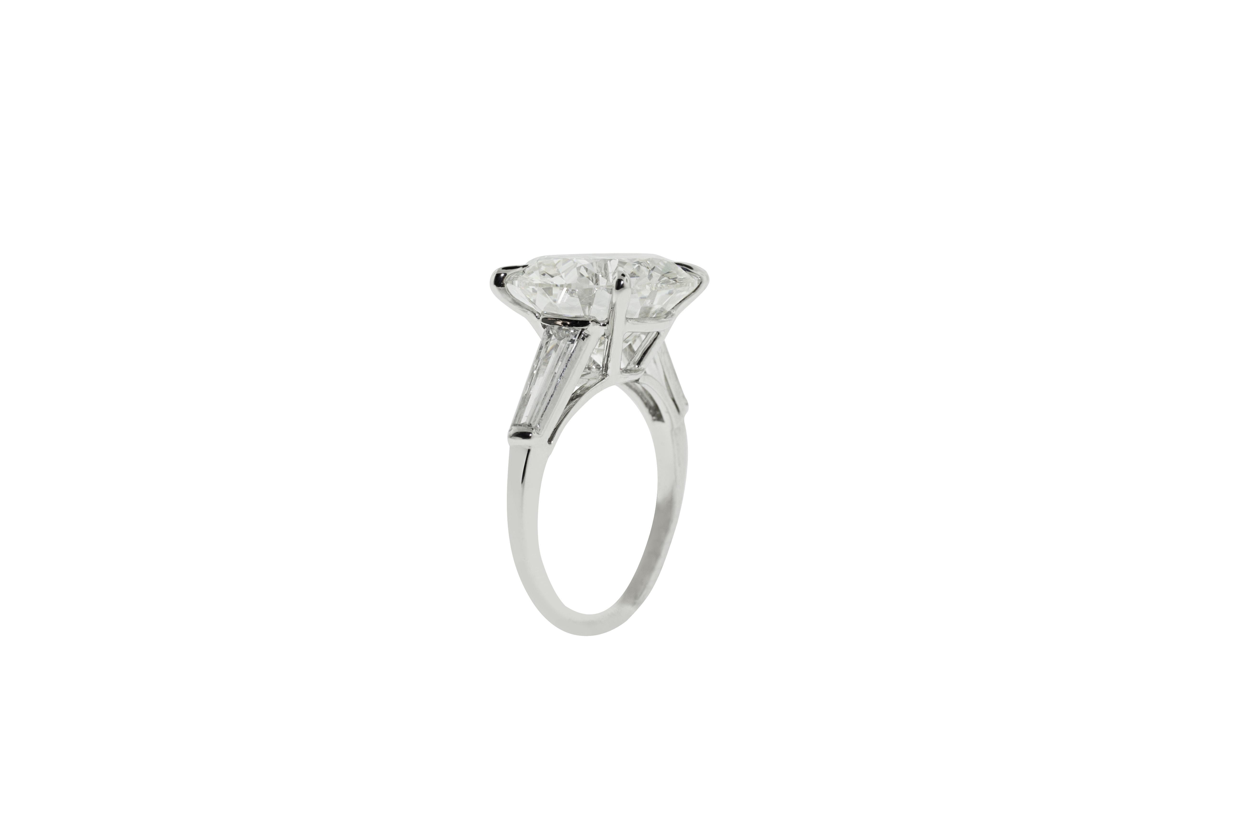 Round Cut 9.05 Carat GIA Certified Round Diamond Engagement Ring