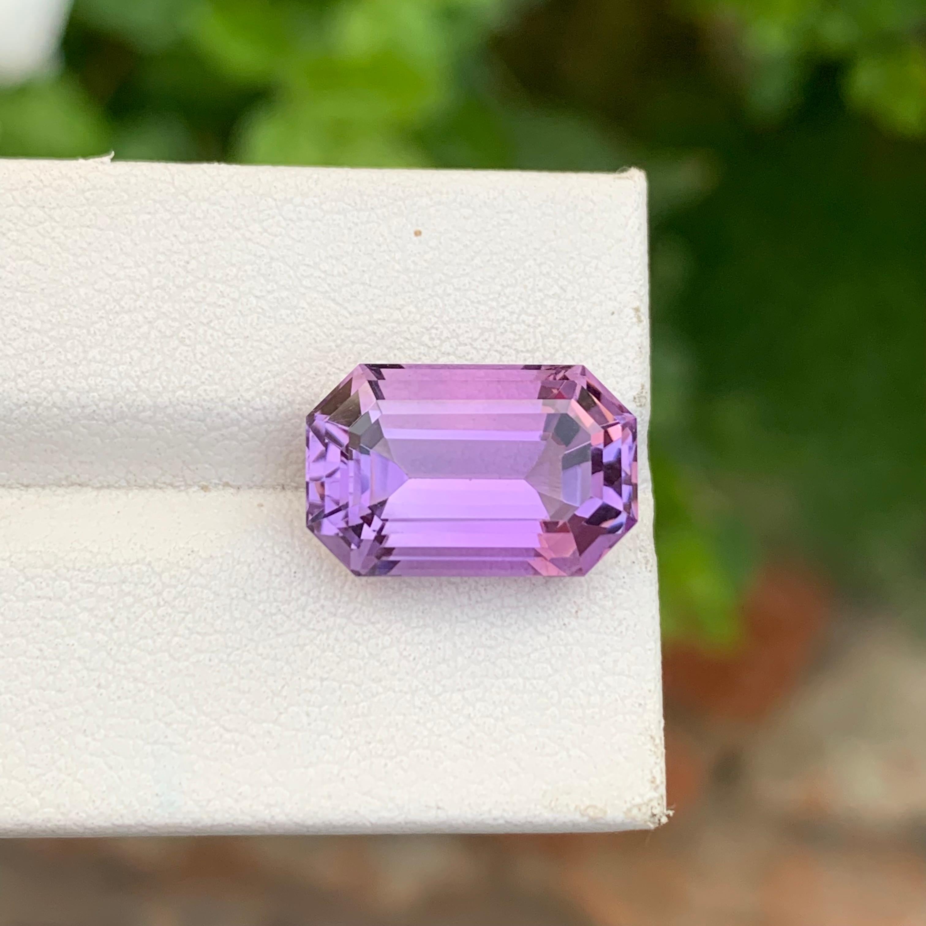 9.05 Carat Natural Loose Amethyst Octagon Shape Gem For Necklace For Sale 3
