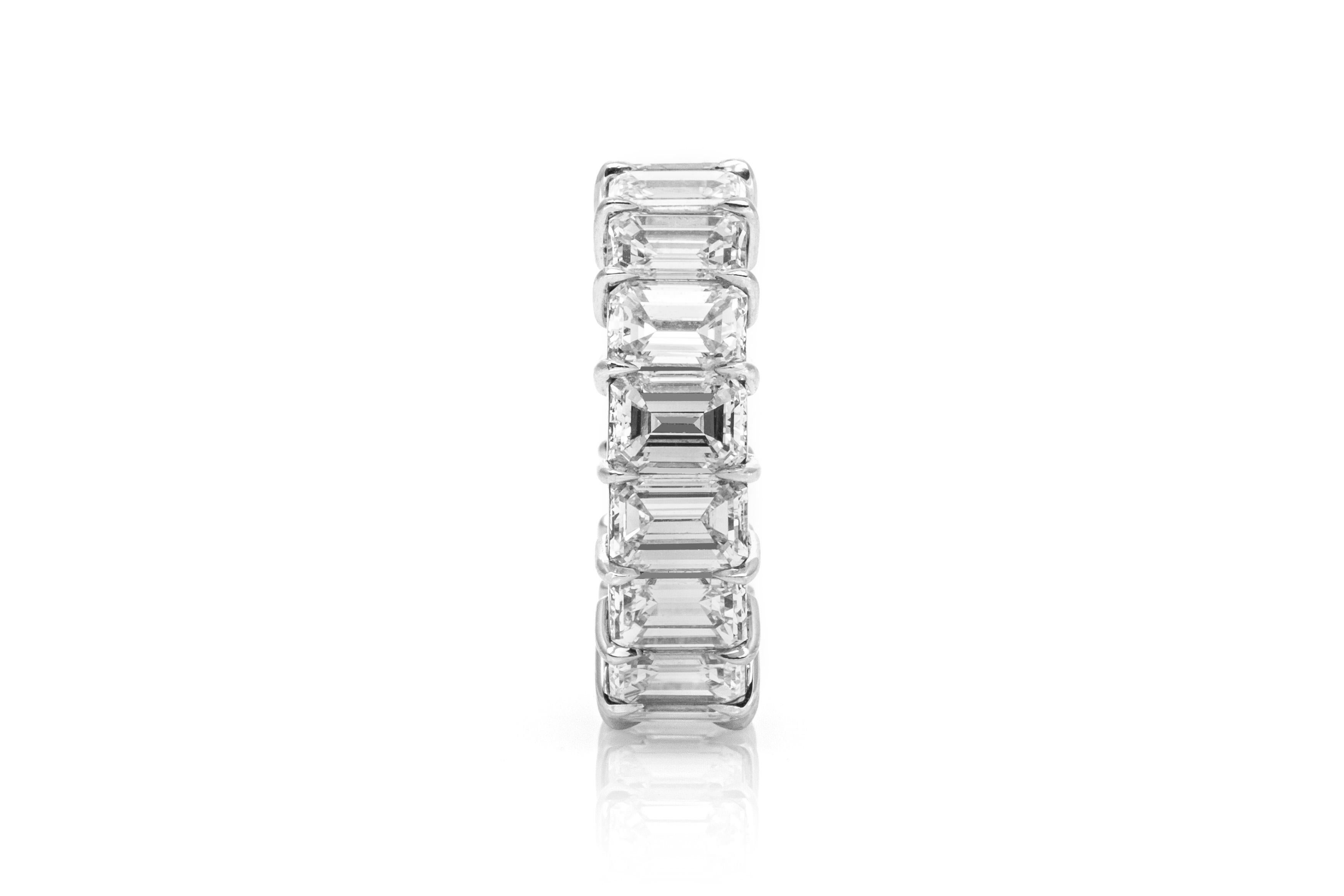 9.06 Carat Emerald Cut Diamond Eternity Band In Good Condition In New York, NY