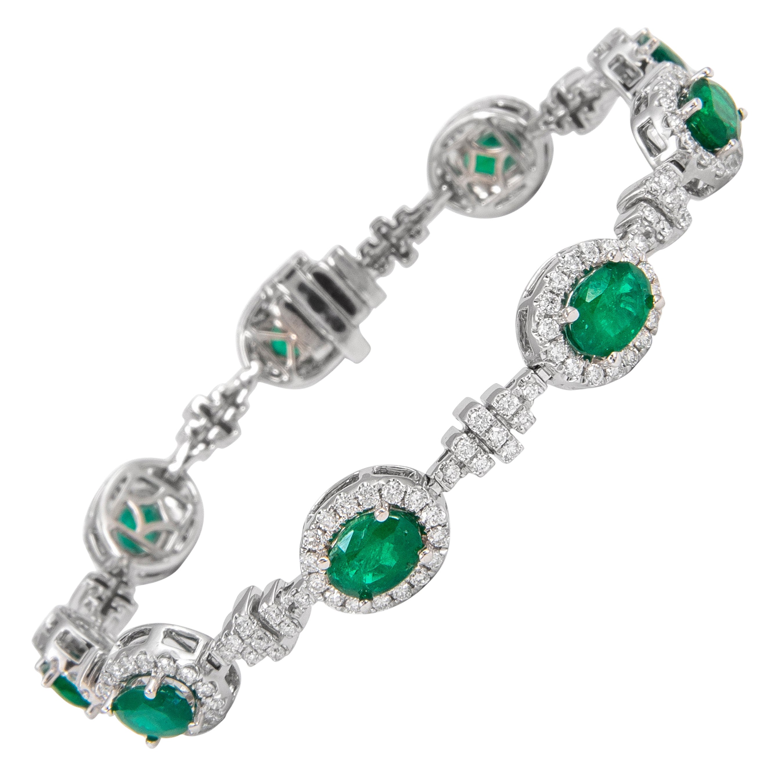 Bracciale con smeraldo e diamanti da 9,08 carati in oro bianco 18 carati