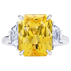 Bague en platine avec saphir jaune radiant de 9,08 carats et diamants