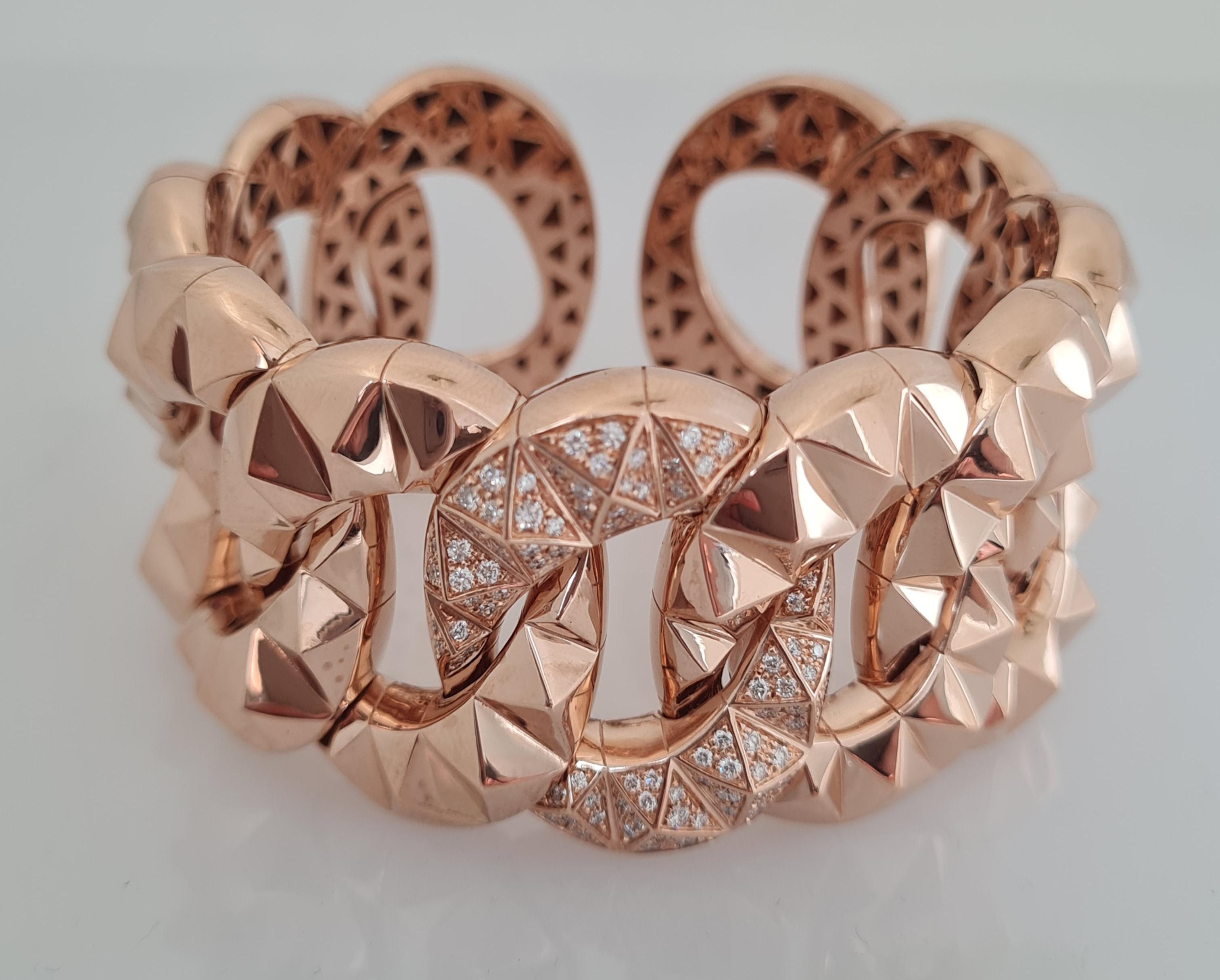 Brilliant Cut 90.87 Gr Diamond Groumette Cuff Bracelet For Sale
