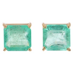 9,08tcw 14K kolumbianische Ohrstecker aus Gold mit kolumbianischem Smaragd-Emerald-Schliff